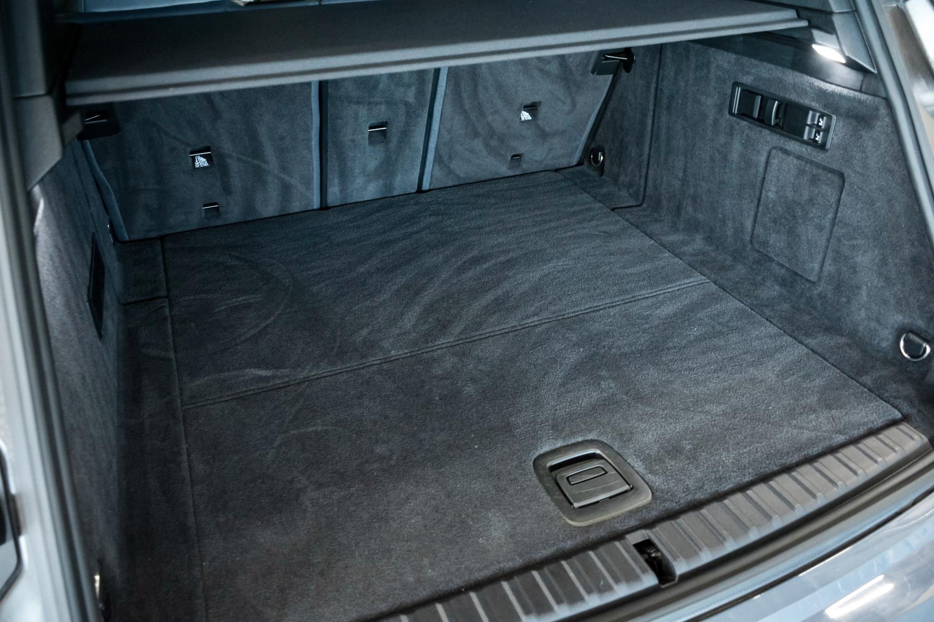 BMW iX xDrive 40 Sportpakett 240kW