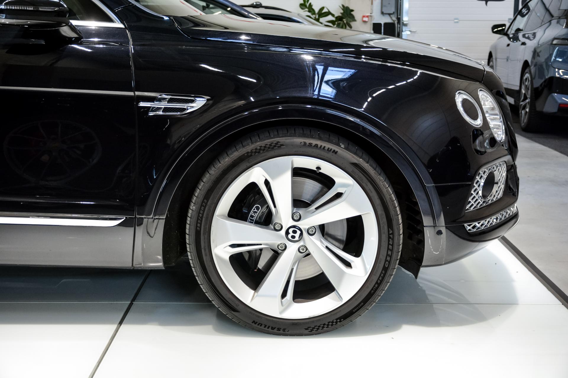 Bentley Bentayga W12 6.0 447kW