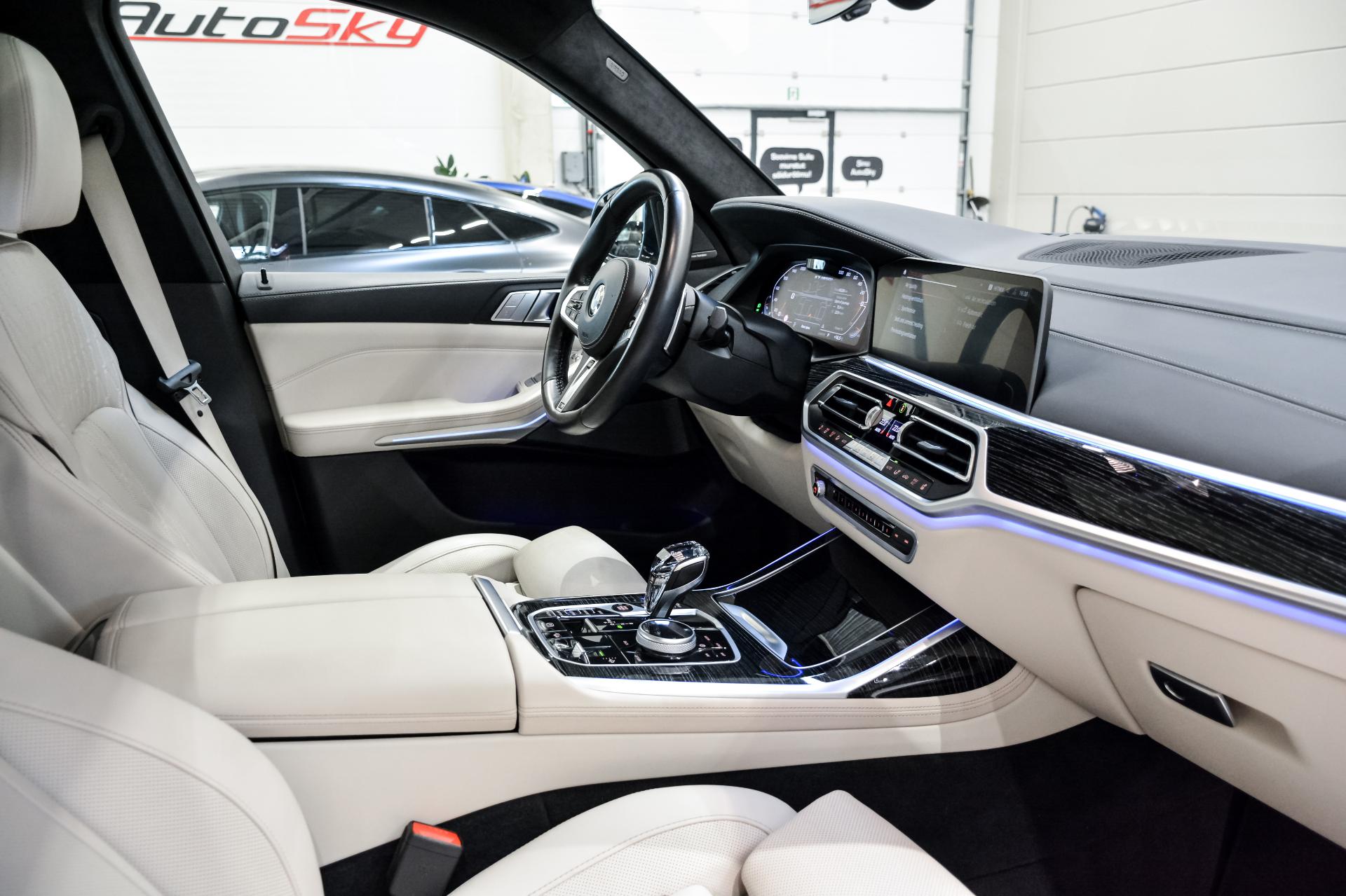 BMW X7 xDrive M50i 4.4 390kW