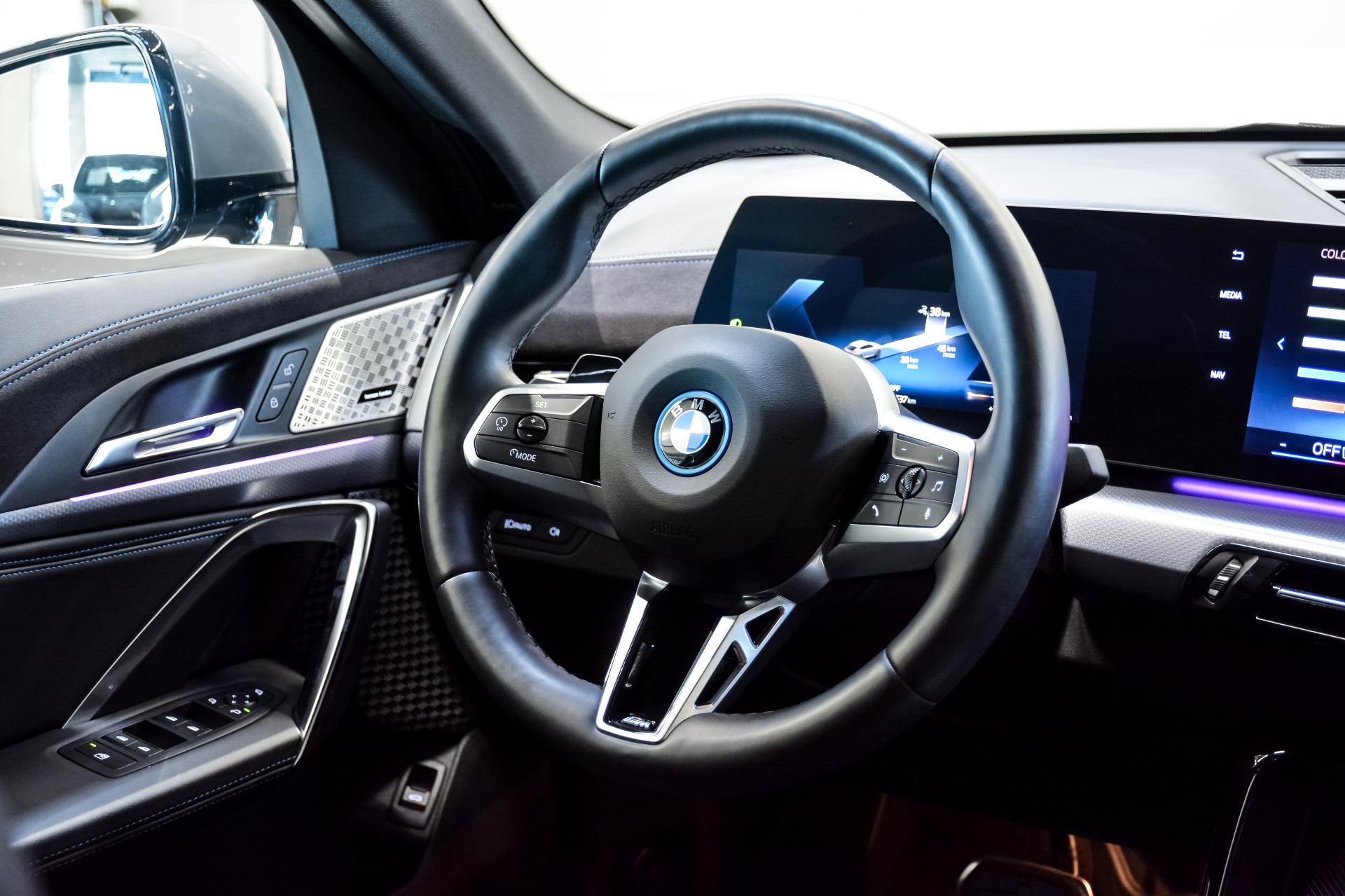 BMW iX2 xDrive30 M-Sport 104kW