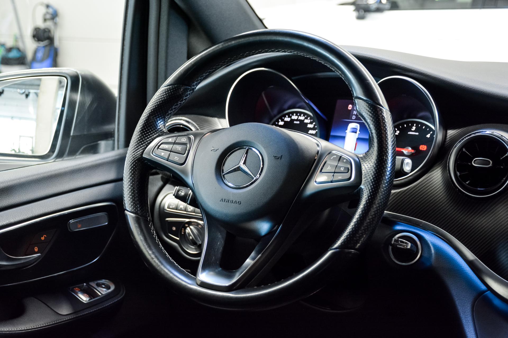 Mercedes-Benz V 300 4Matic AMG-Line 2.0 174kW