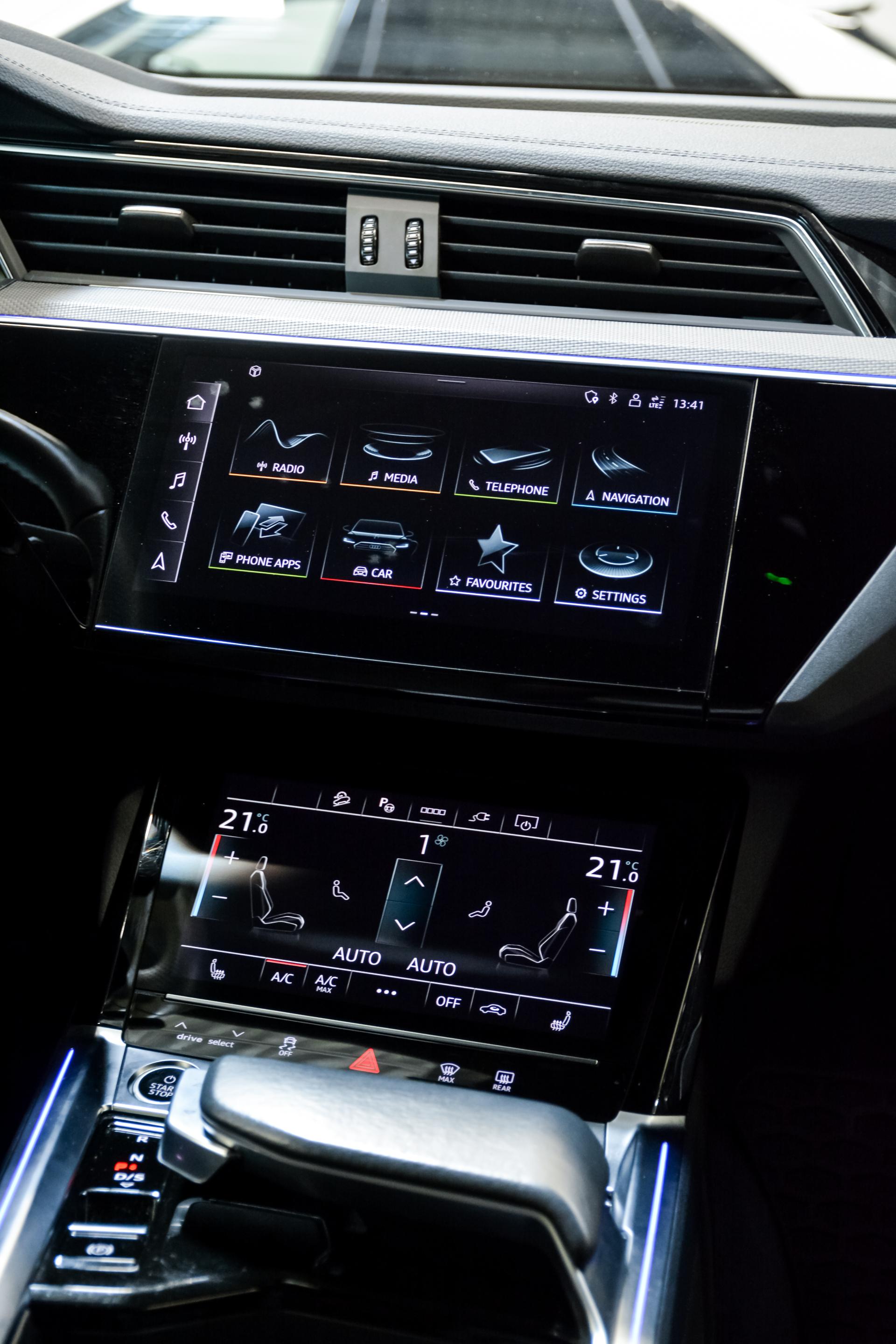 Audi e-tron Sportback 50 S-Line Black Edition 230kW