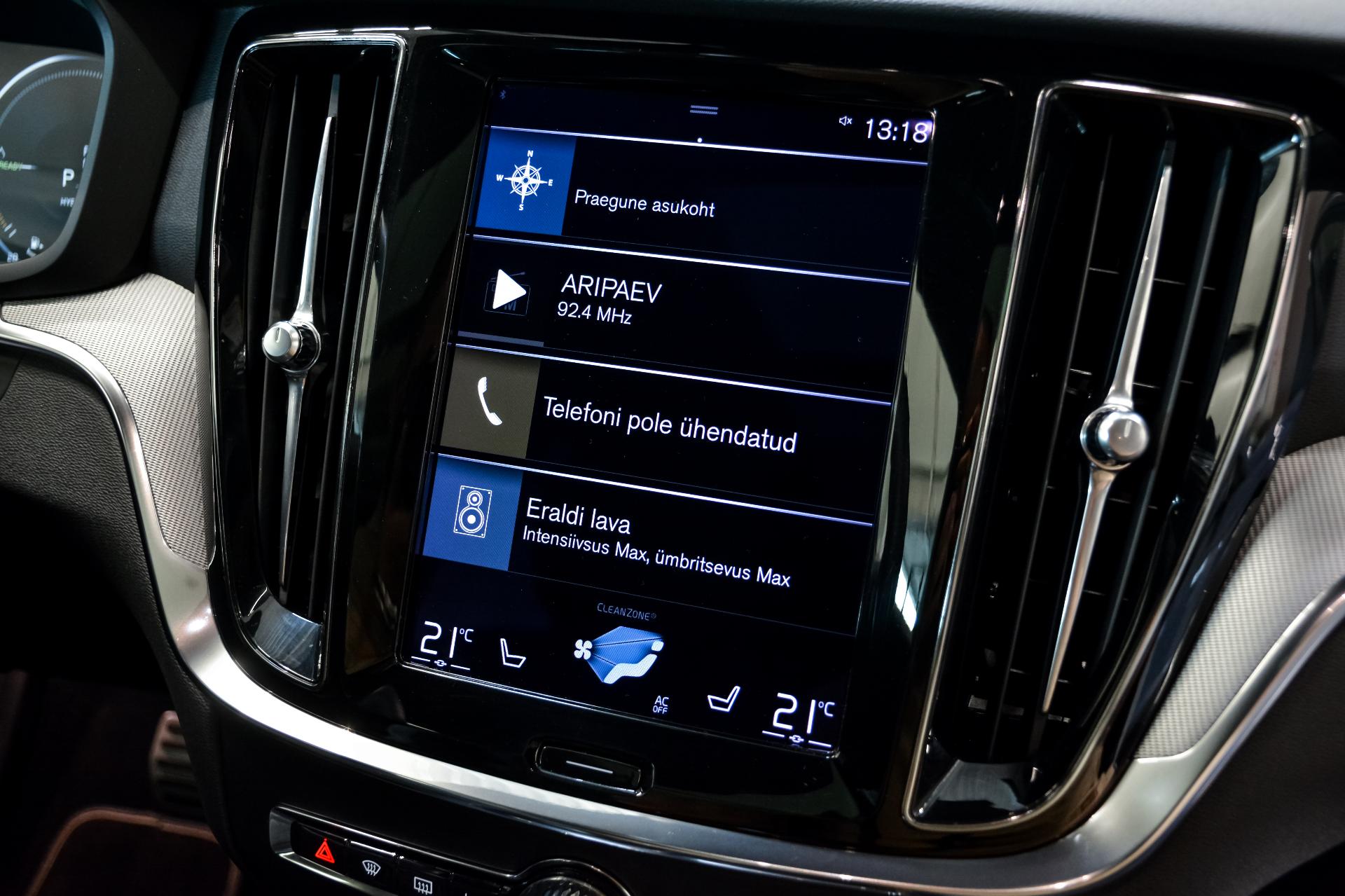 Volvo V60 R-Design T8 AWD Recharge 2.0 288kW