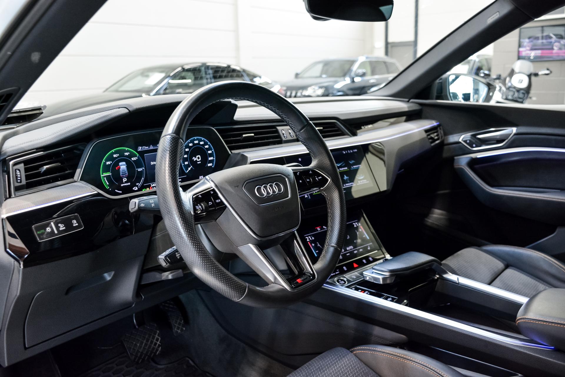 Audi e-tron Sportback 50 S-Line Black Edition 230kW