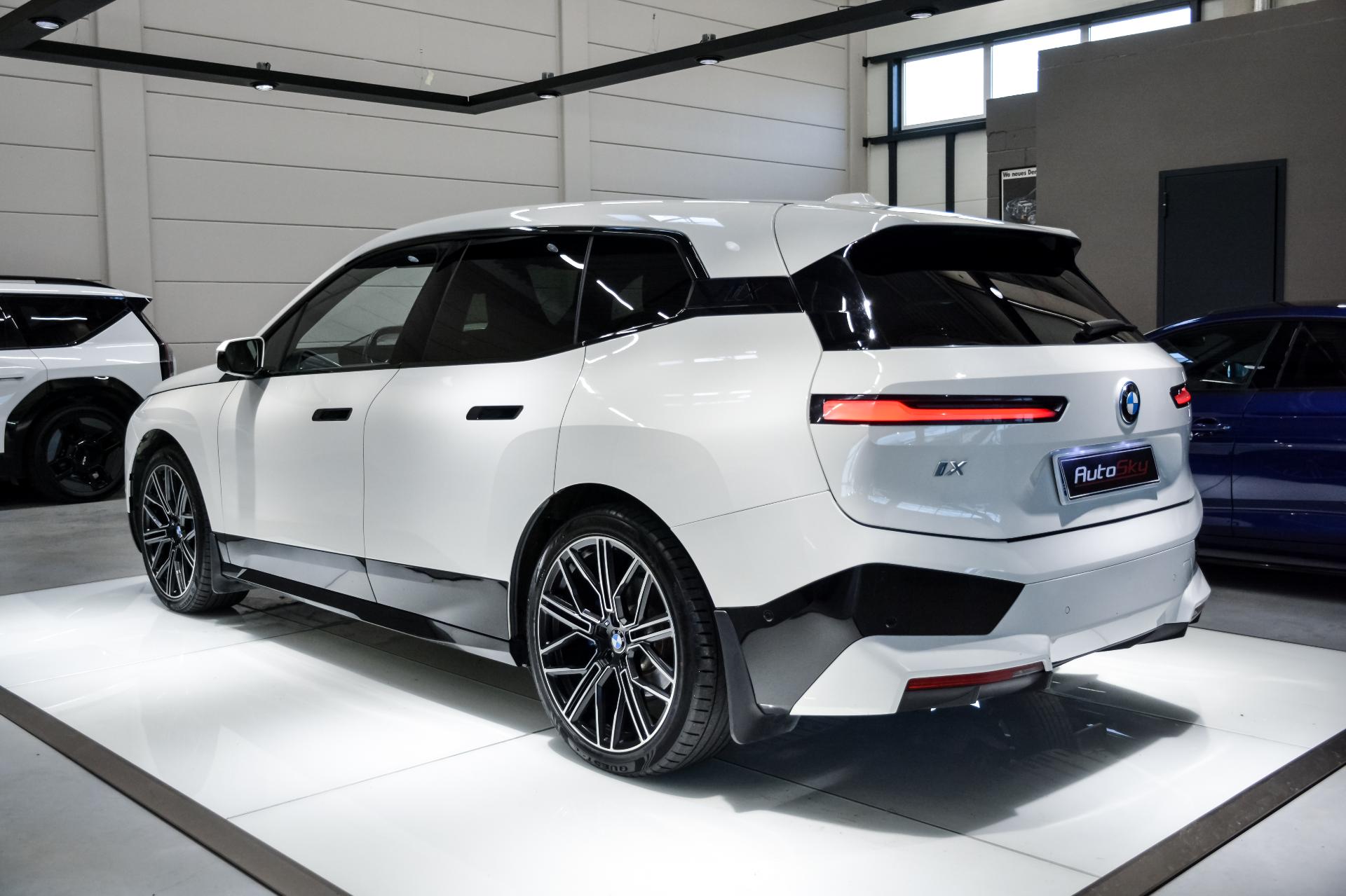 BMW iX xDrive 40 Sports Package 240kW