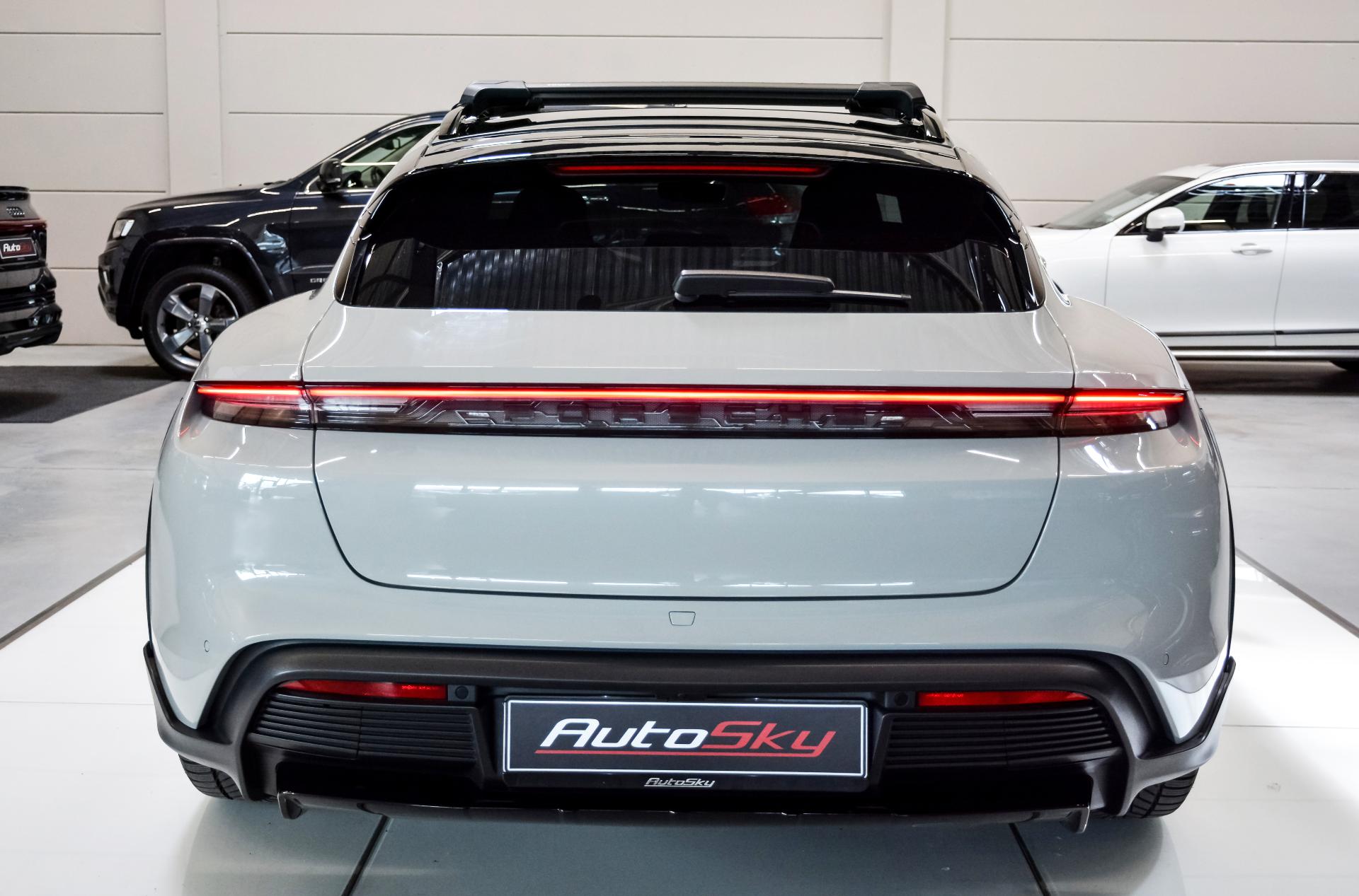 Porsche Taycan 4 Cross Turismo Sport Chrono Plus 350kW