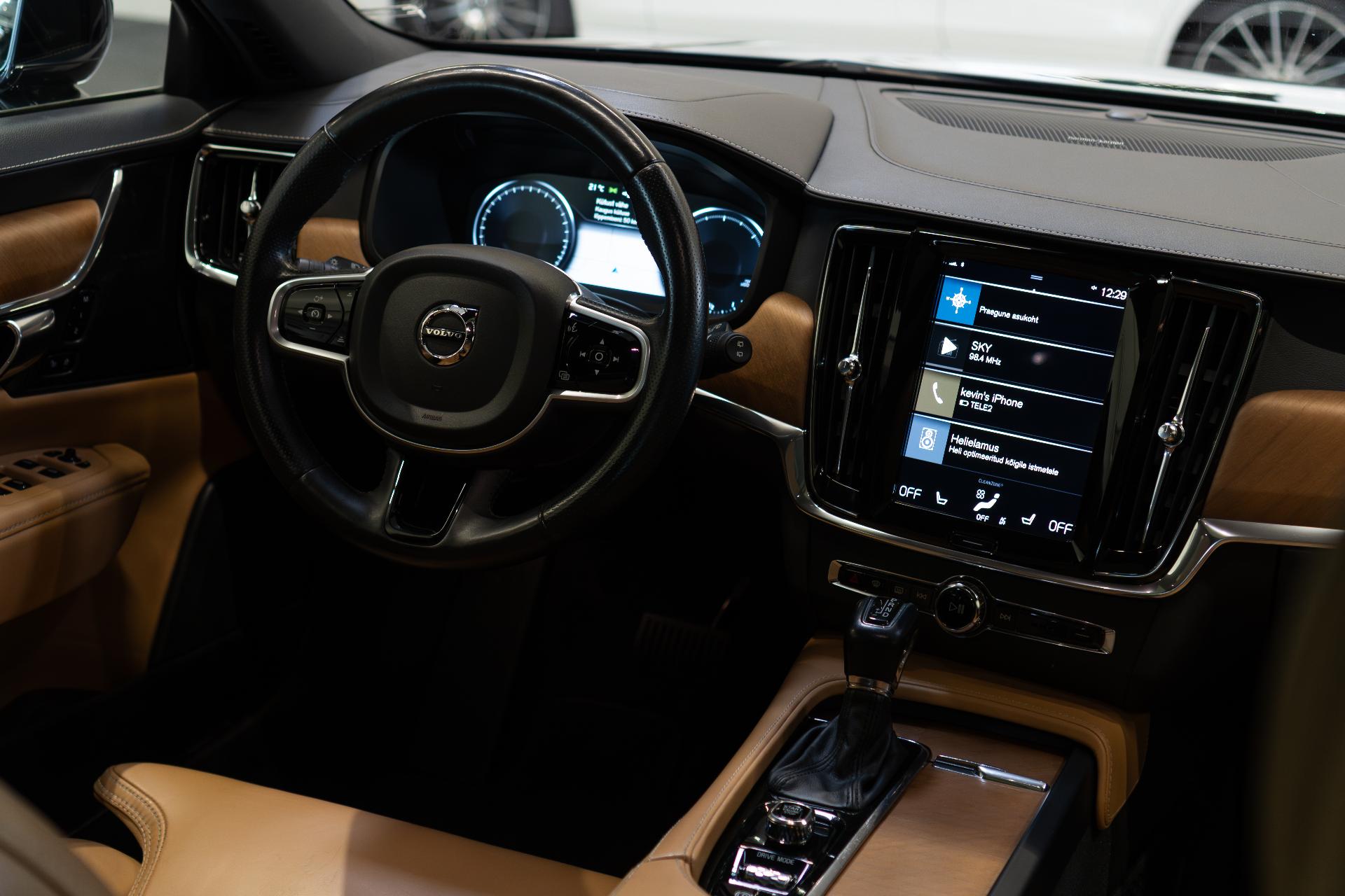 Volvo V90 D5 AWD Inscription MY19 2.0 173kW