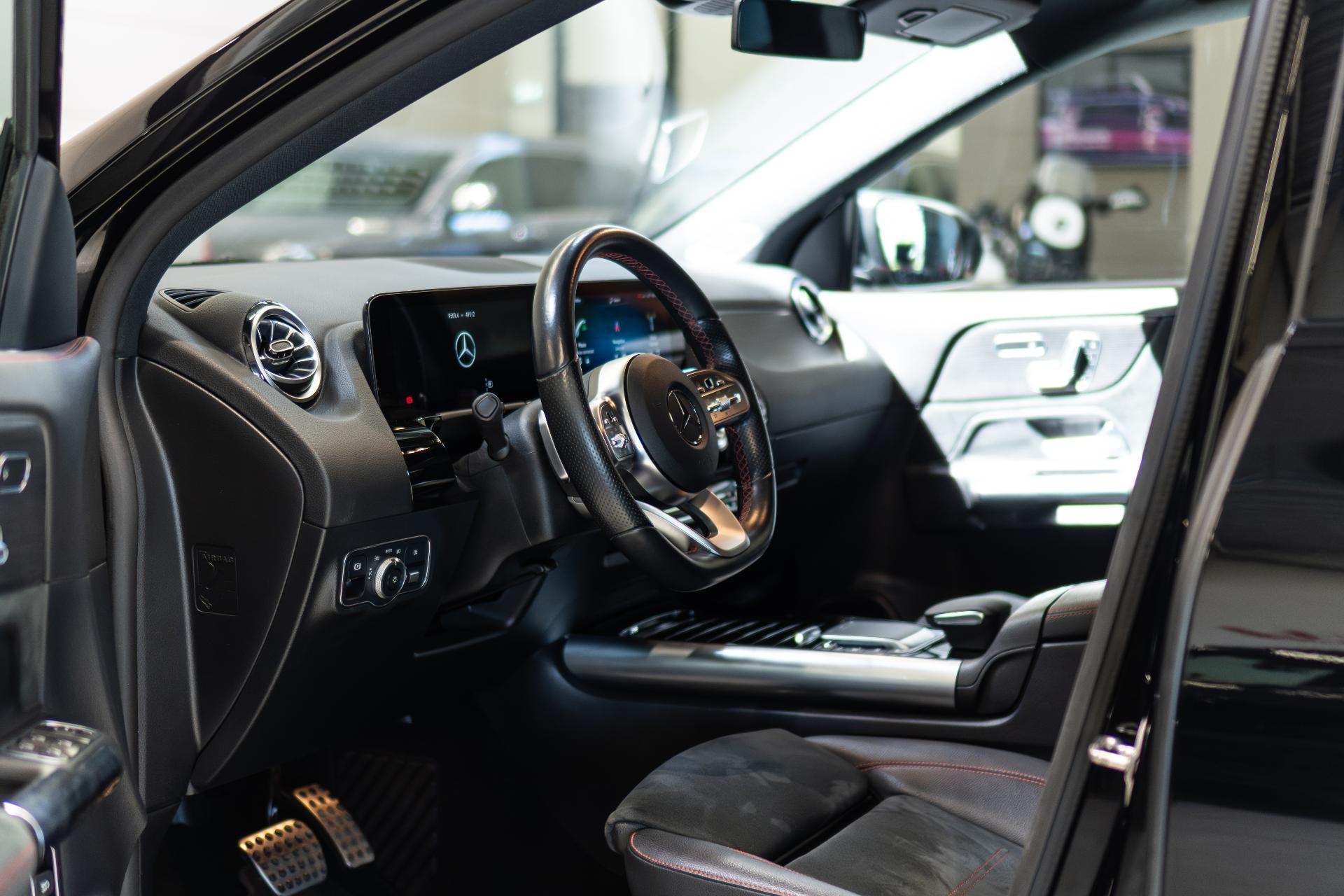 Mercedes-Benz GLA 250 AMG Line Premium Plus 2.0 165kW