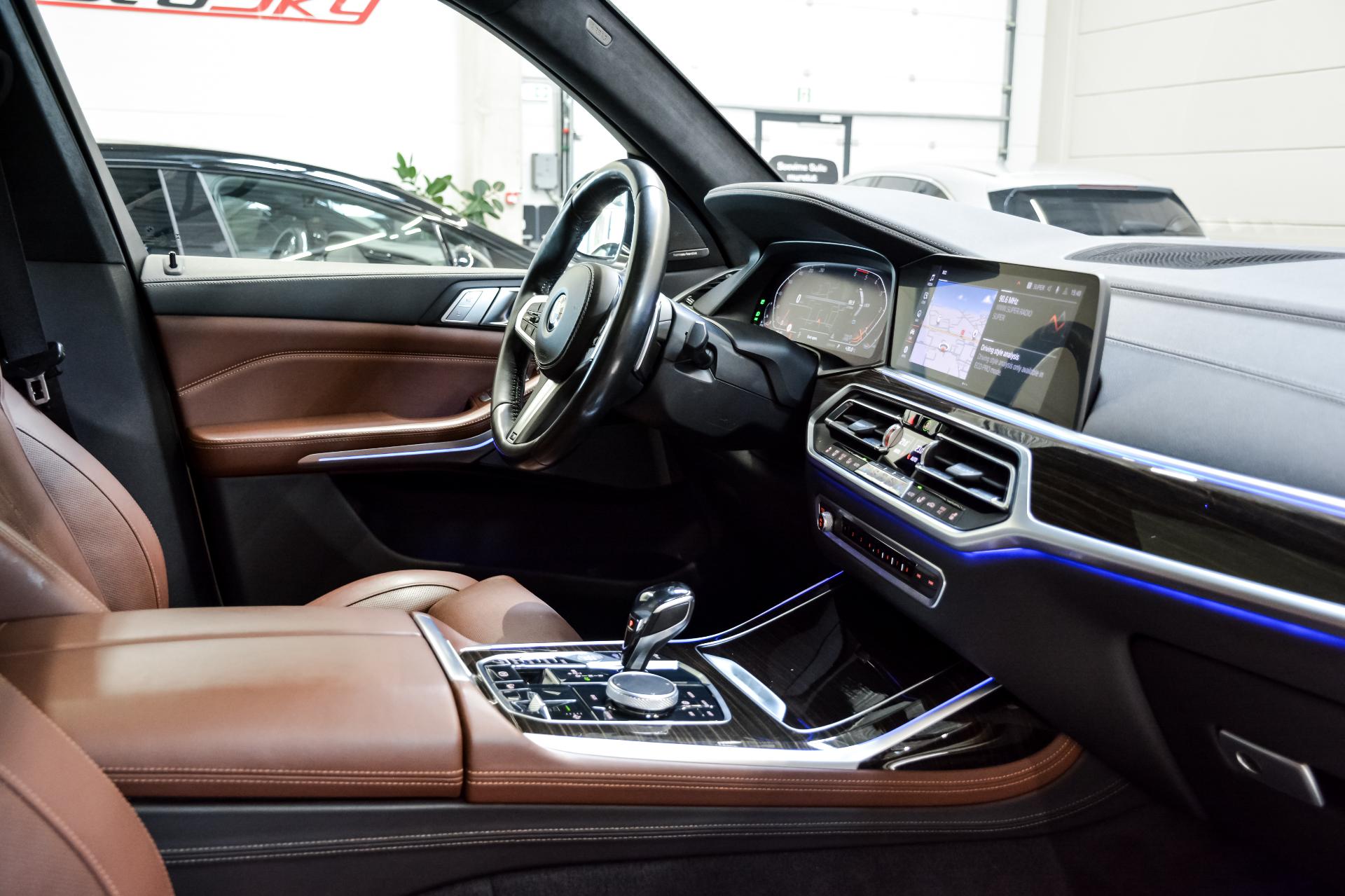 BMW X7 xDrive30d Individual Design Pure Exellence 3.0 195kW