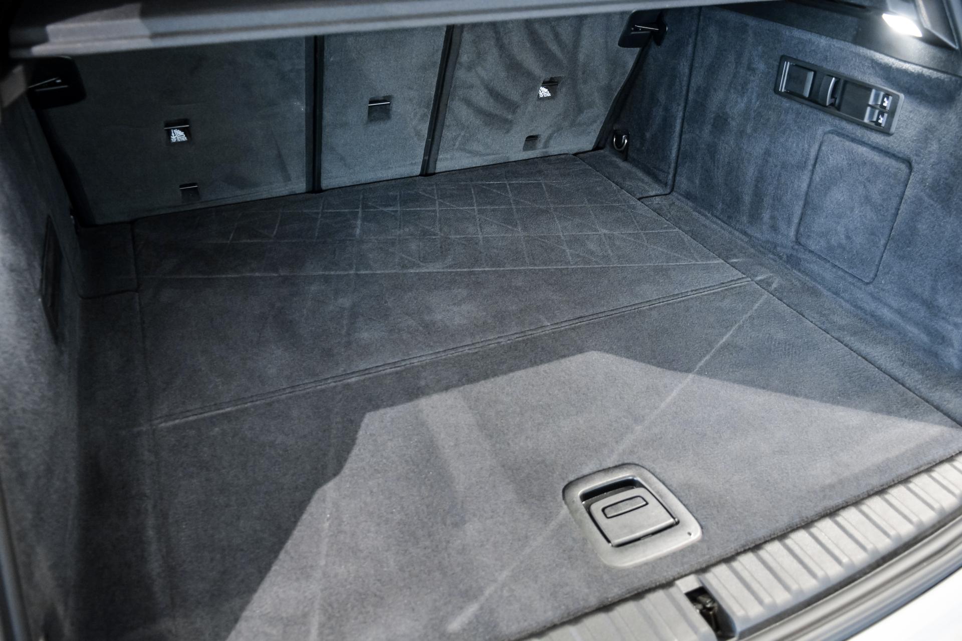 BMW iX xDrive 45 M Sport Pro pakett 300kW