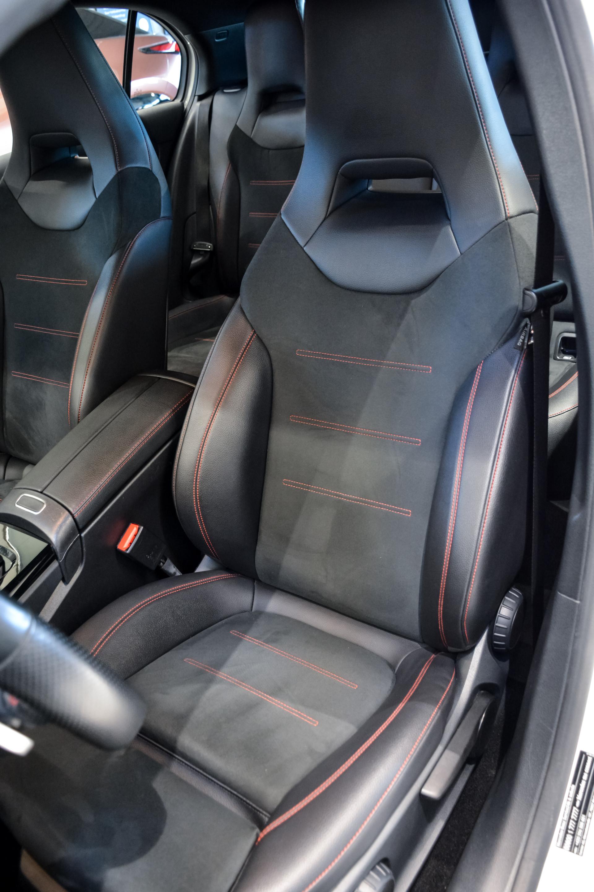 Mercedes-Benz A 200 AMG-Line 1.3 120kW