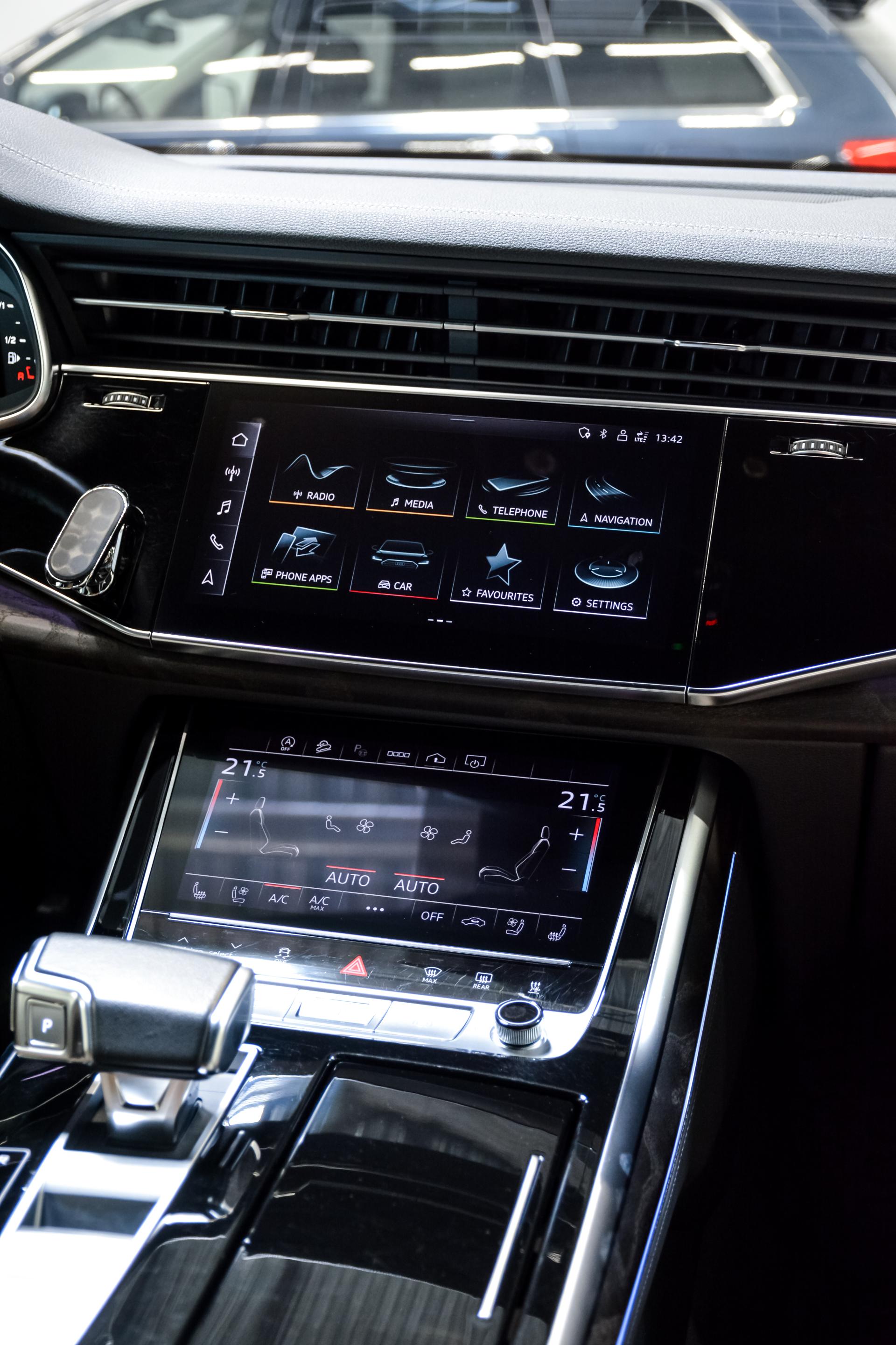 Audi Q8 55 TFSI quattro 3.0 250kW