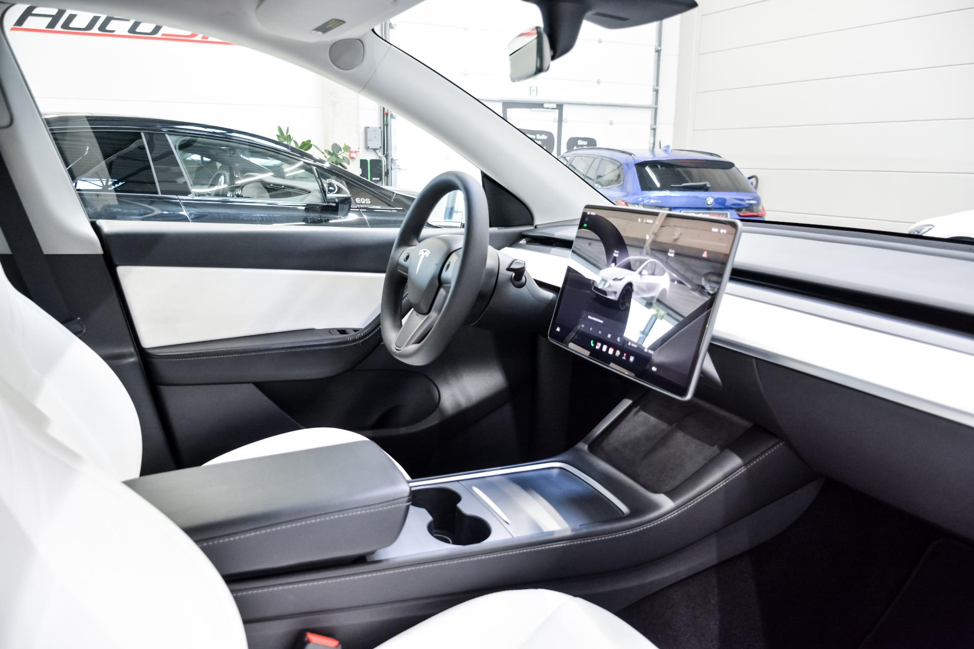 Tesla Model Y Performance AWD