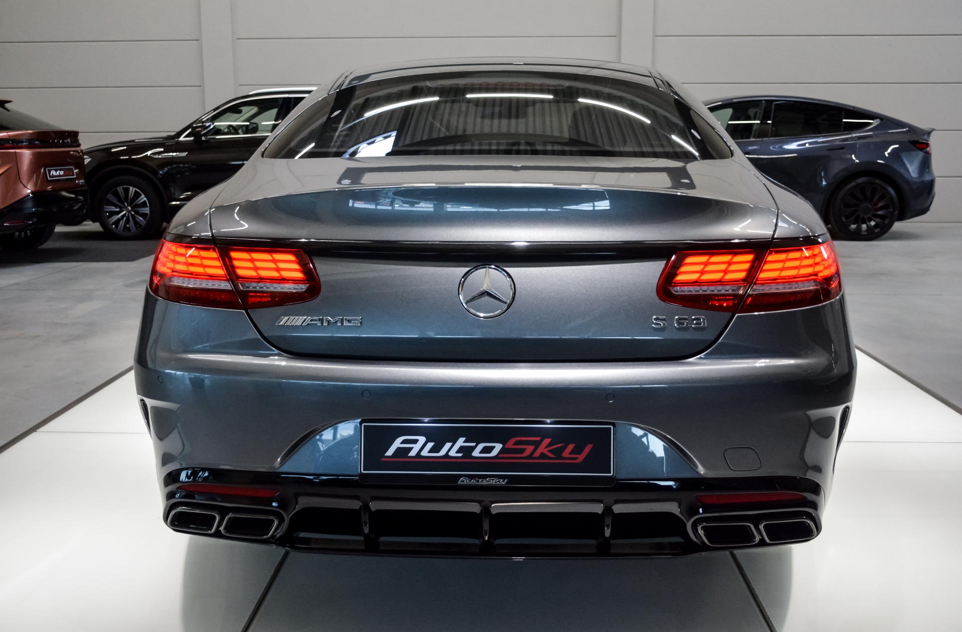 Mercedes-Benz S 63 AMG Coupe 4Matic+ 4.0 V8 450kW