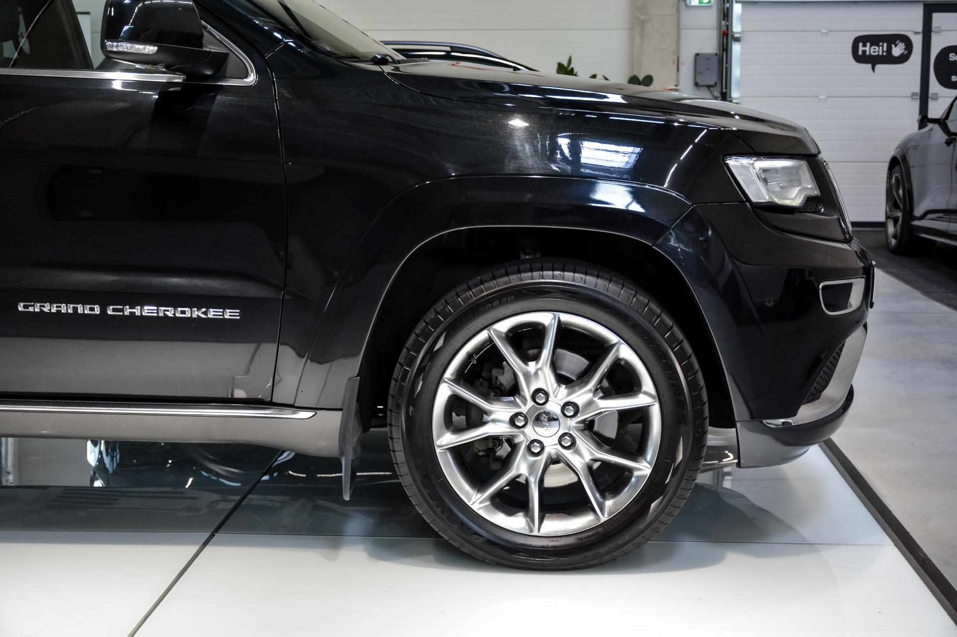 Jeep Grand Cherokee Summit EcoDiesel 3.0 V6 184kW