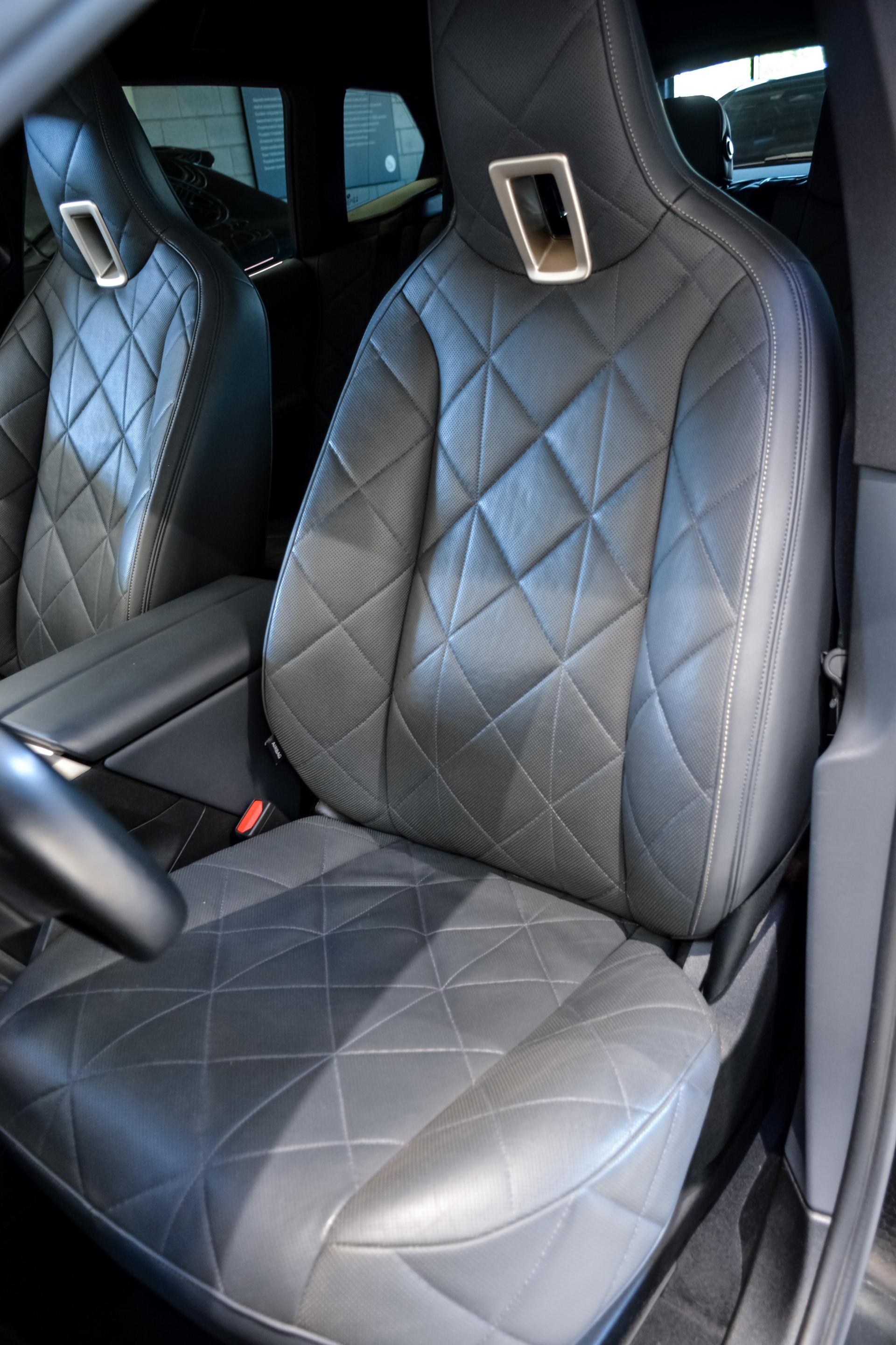 BMW iX xDrive 40 Sportpakett 240kW