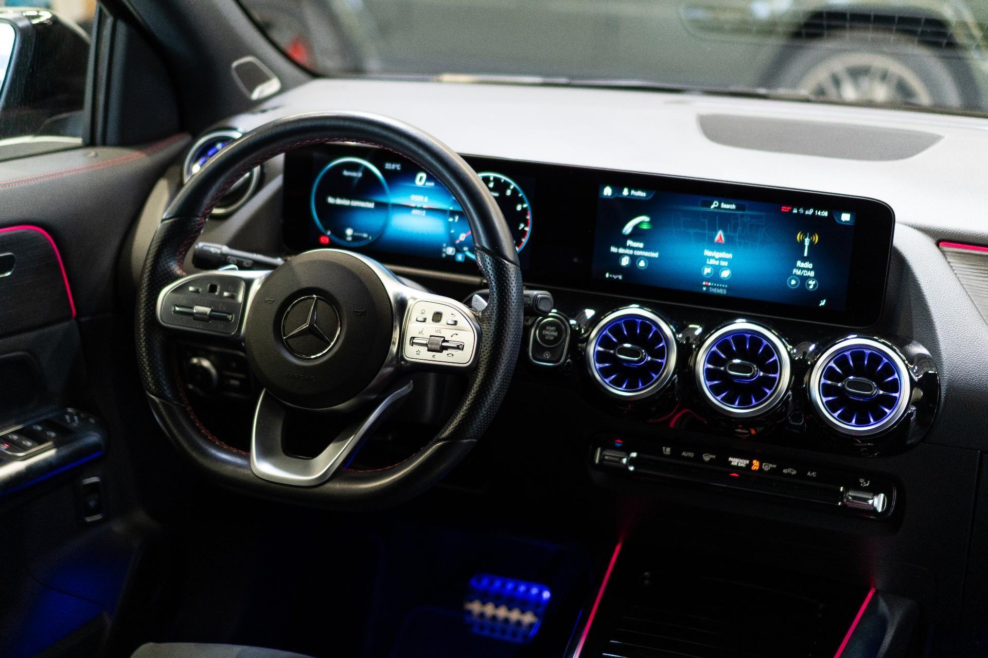 Mercedes-Benz GLA 250 AMG Line Premium Plus 2.0 165kW