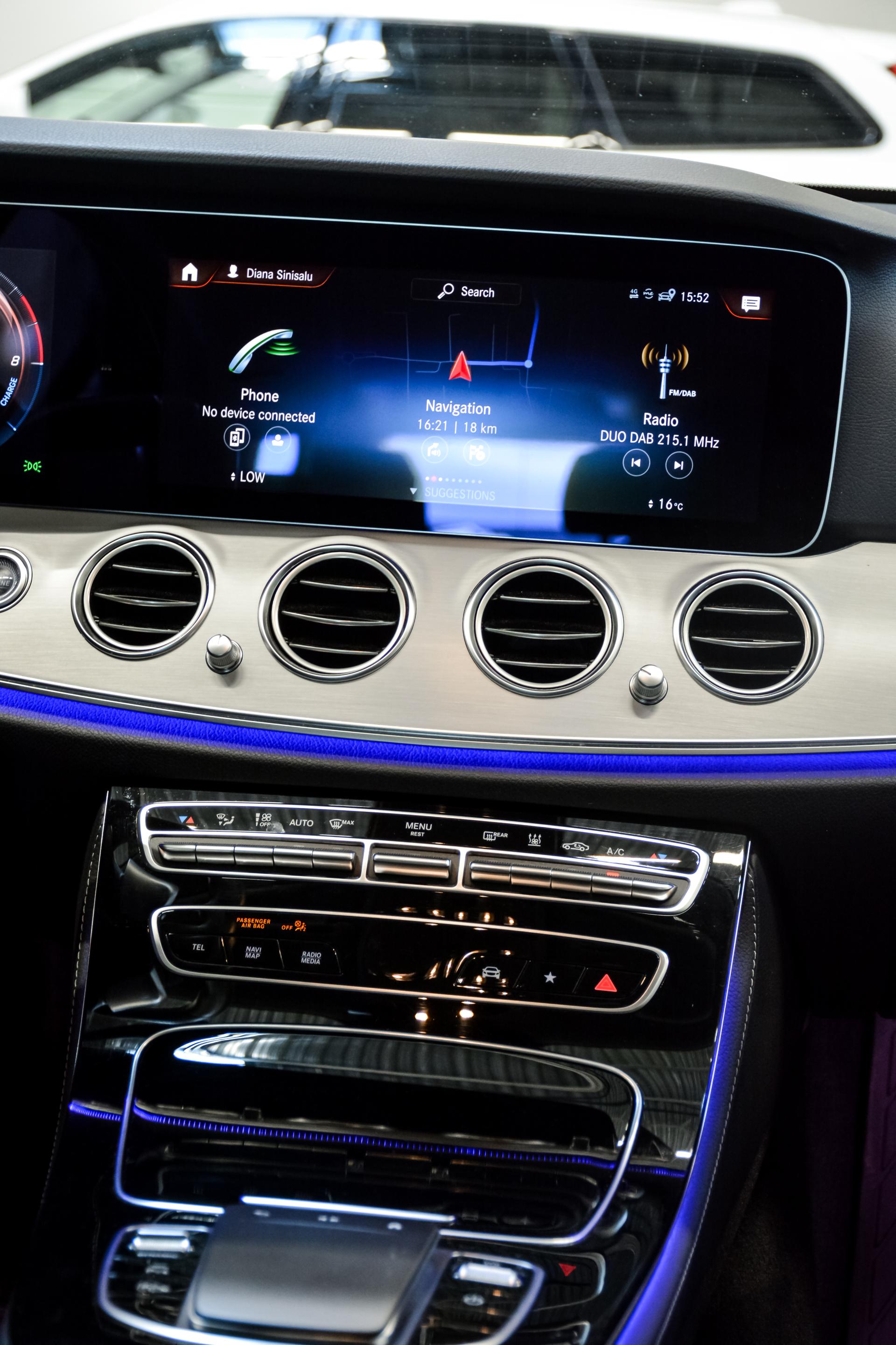 Mercedes-Benz E 300 e Avantgarde 9g-tronic 2.0 235kW