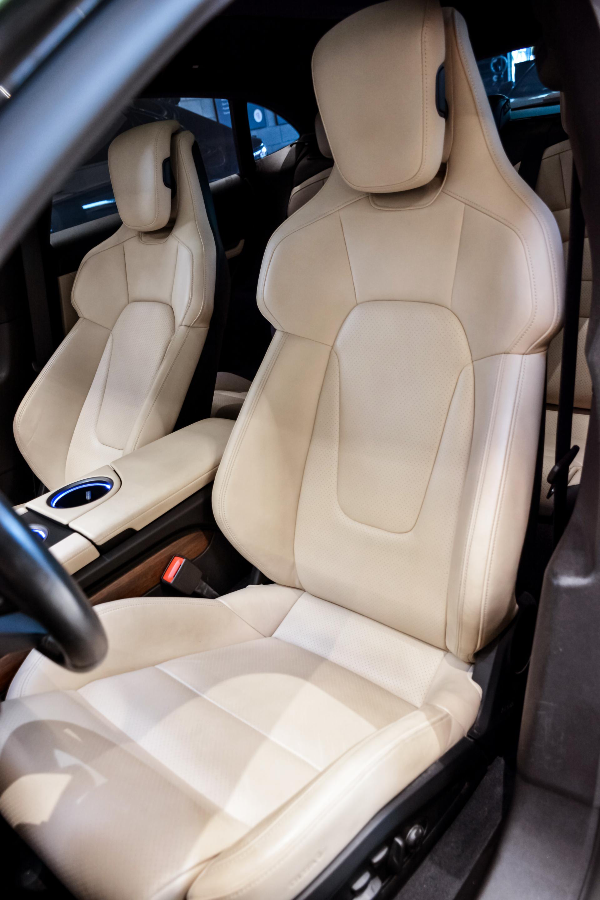 Porsche Taycan 4 Cross Turismo Performance+ 350kW