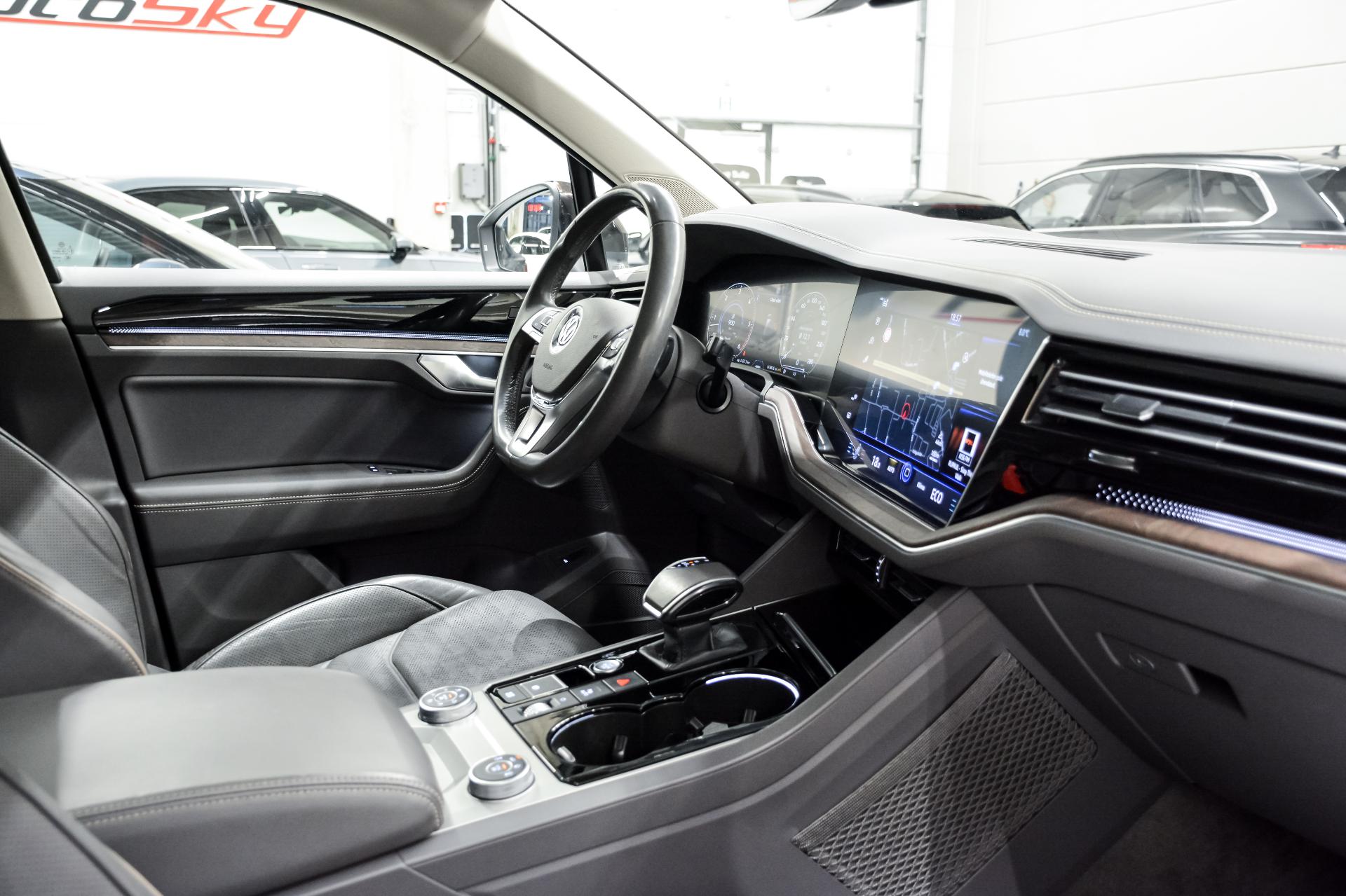 Volkswagen Touareg 4Motion Elegance 3.0 170kW