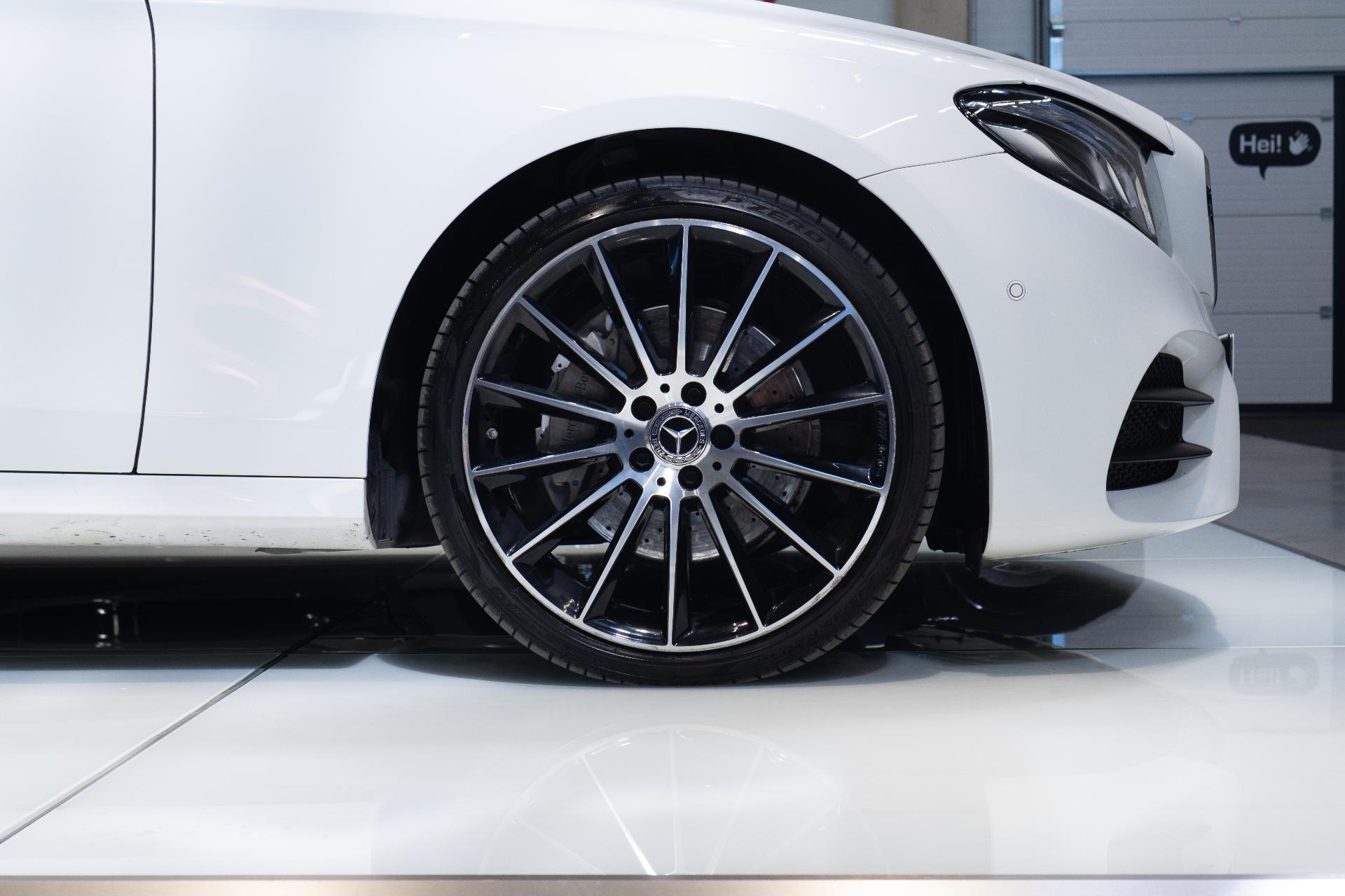 Mercedes-Benz E 220 d 4Matic AMG Night Package 2.0 143kW