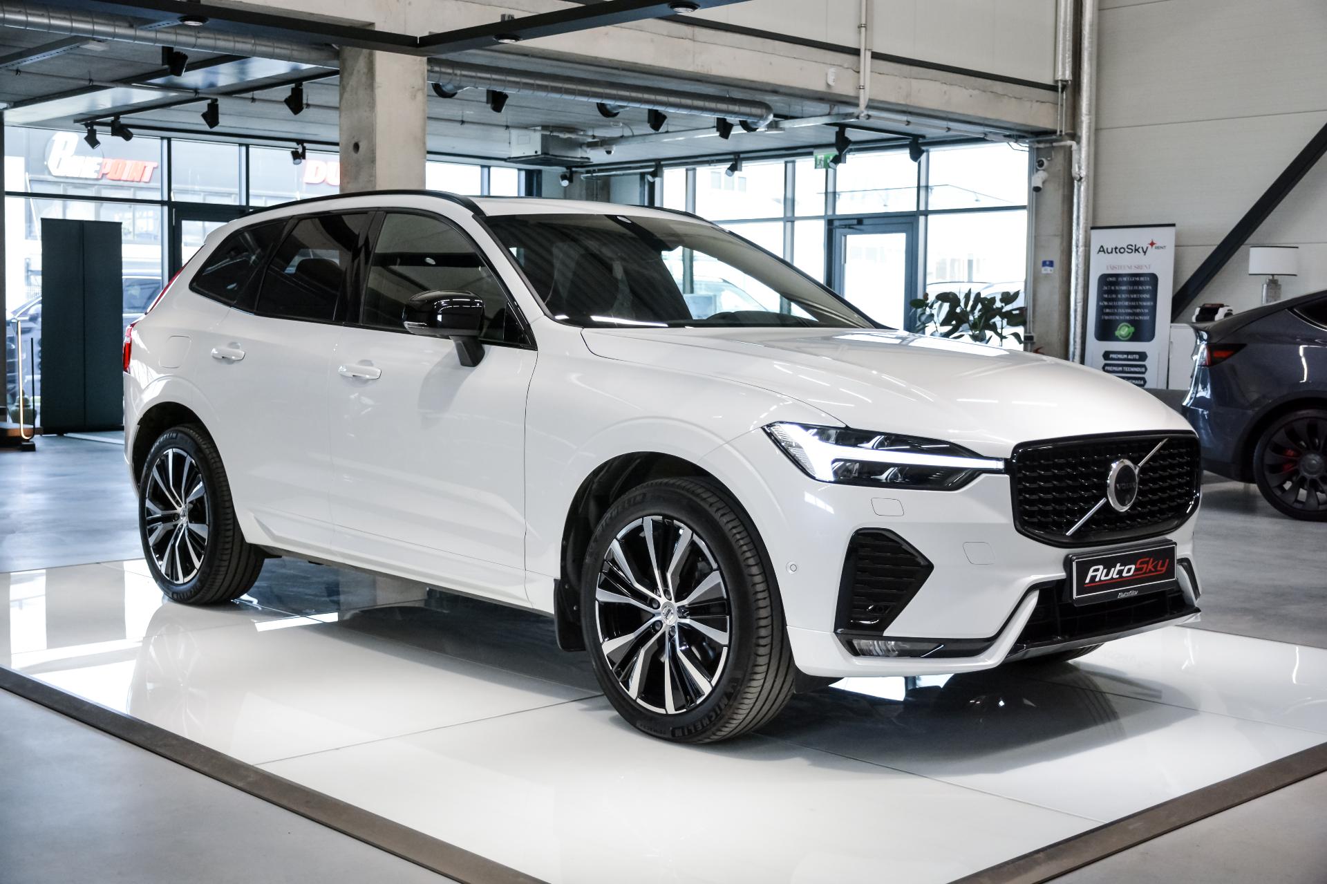 Volvo XC60 B4 AWD ULTIMATE DARK KERS Mild Hybrid 2.0 145kW