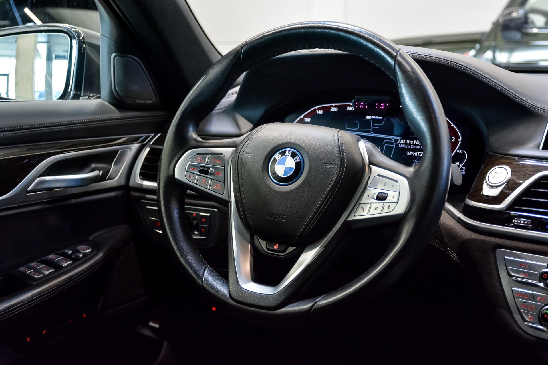 BMW 745 e 3.0 210kW