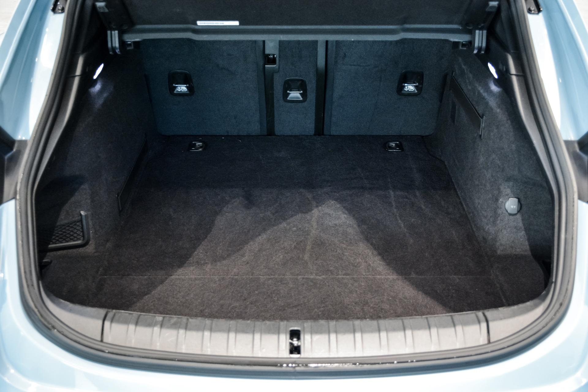 Porsche Taycan 4 Cross Turismo Performance Battery Plus 350kW