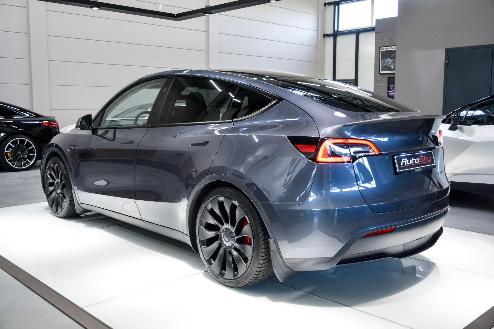 Tesla Model Y Performance AWD 393kW