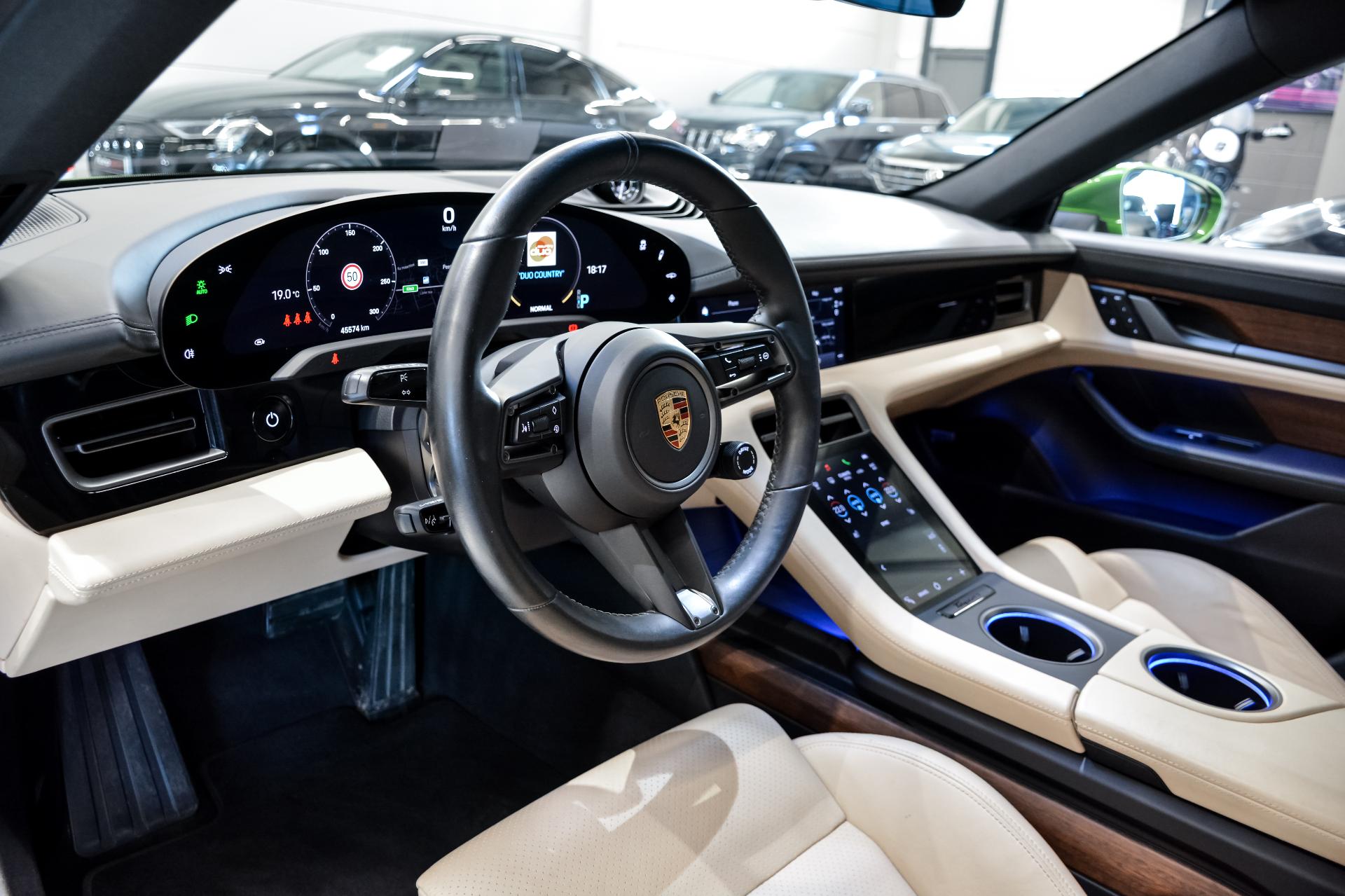 Porsche Taycan 4 Cross Turismo Performance+ 350kW