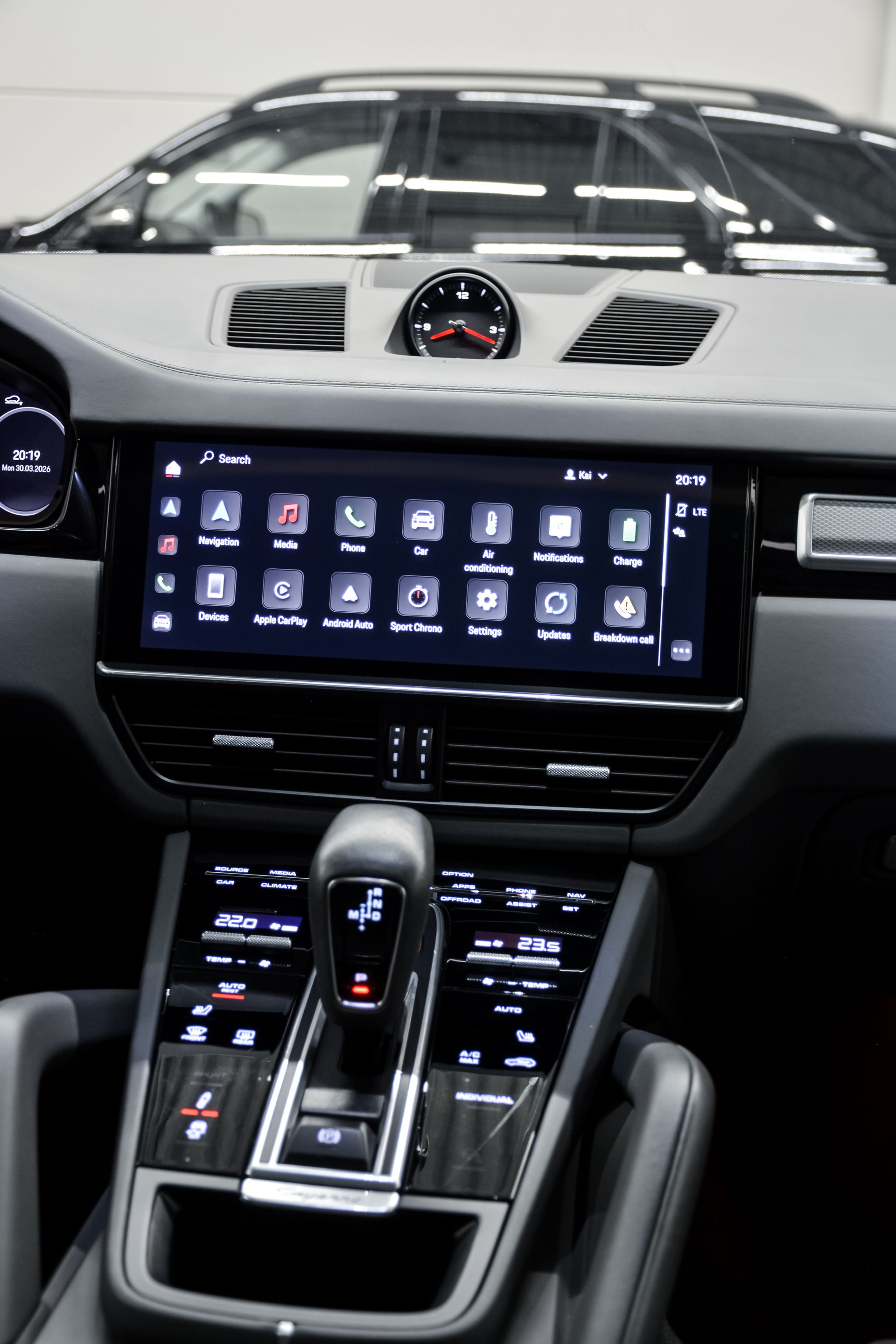 Porsche Cayenne Platinum Edition E-Hybrid