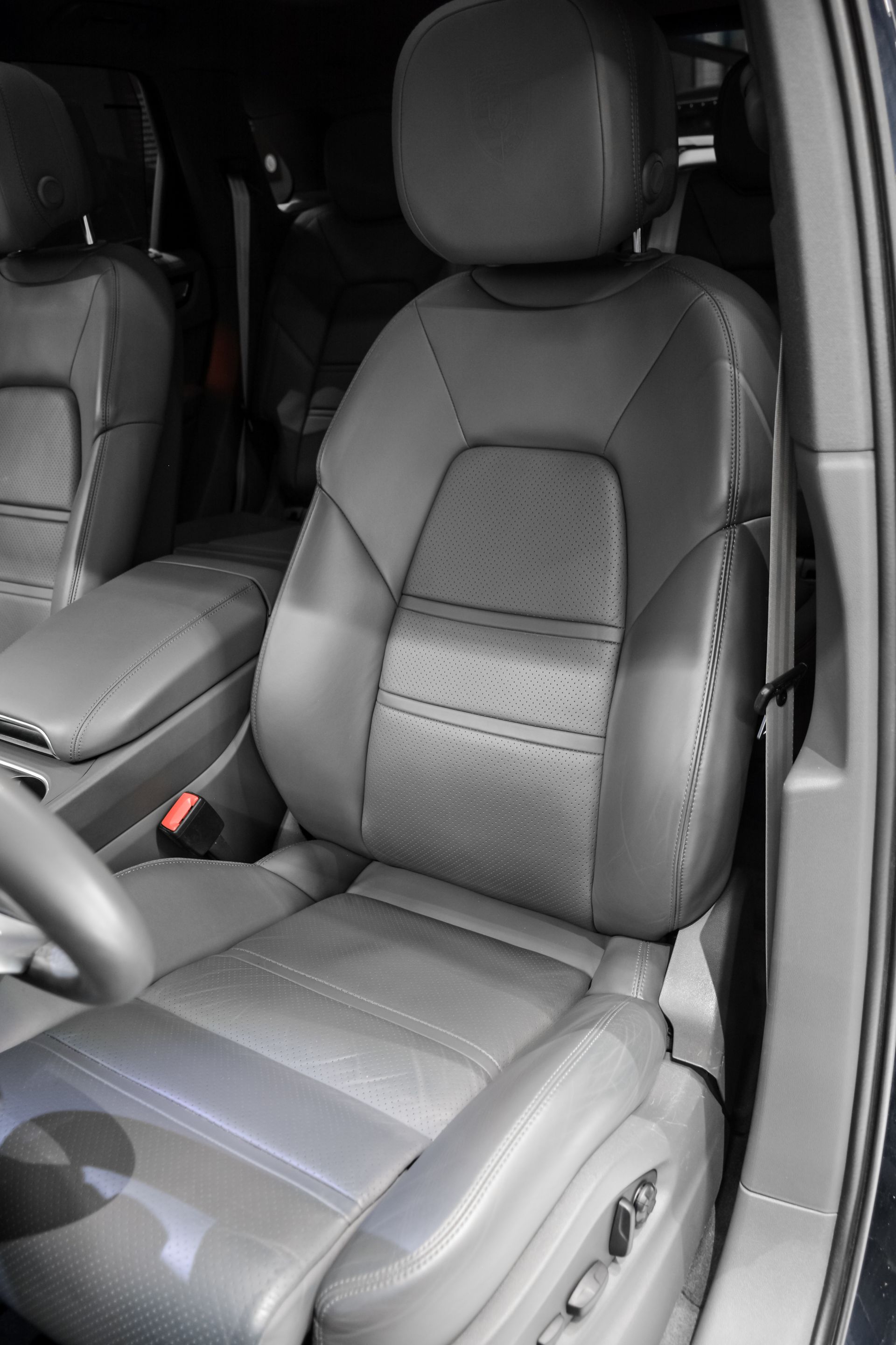 Porsche Cayenne Platinum Edition E-Hybrid
