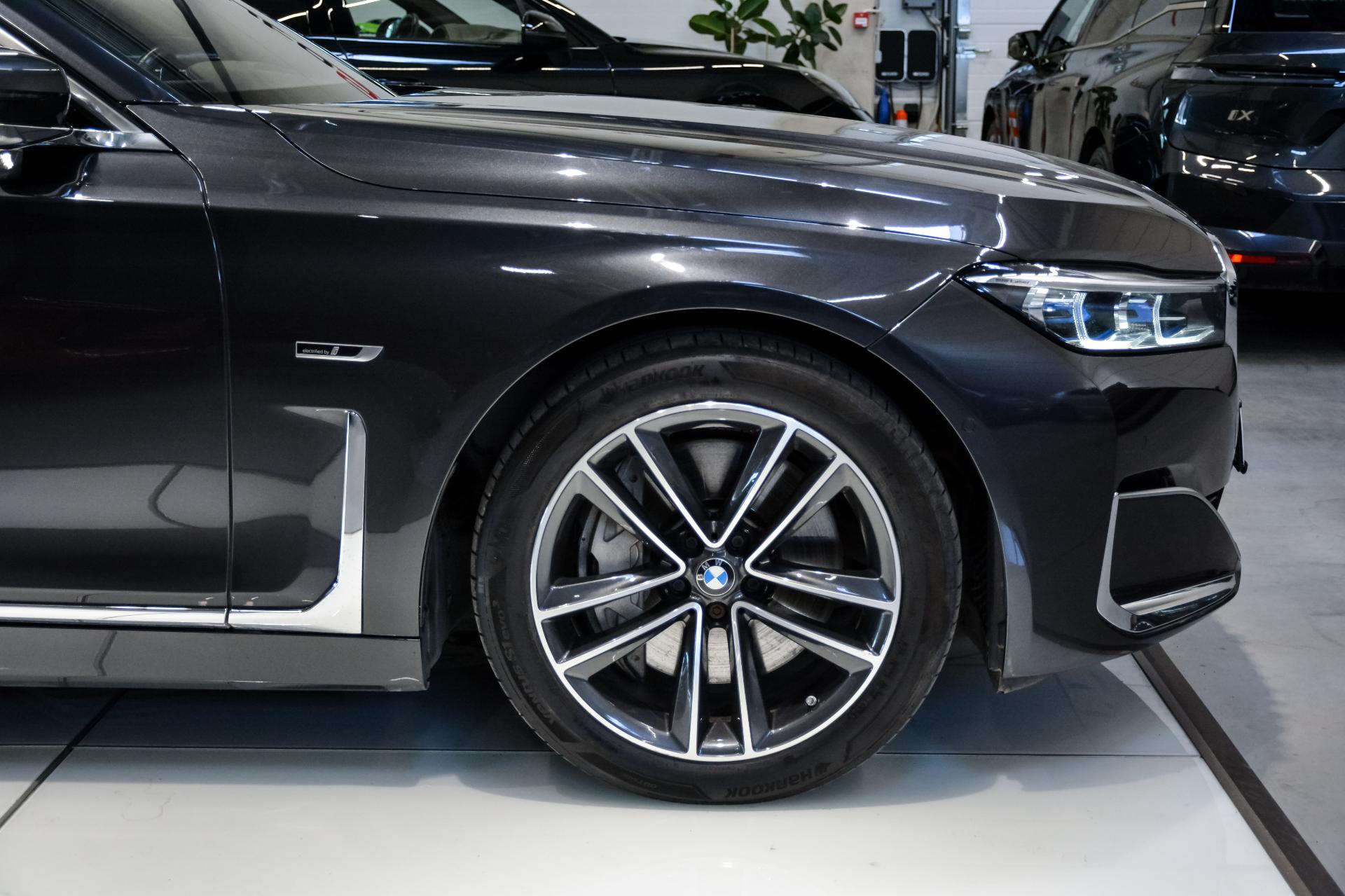 BMW 745 e 3.0 210kW