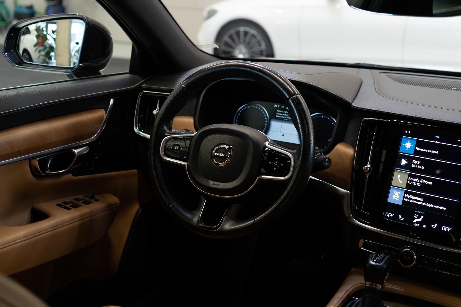 Volvo V90 D5 AWD Inscription MY19 2.0 173kW