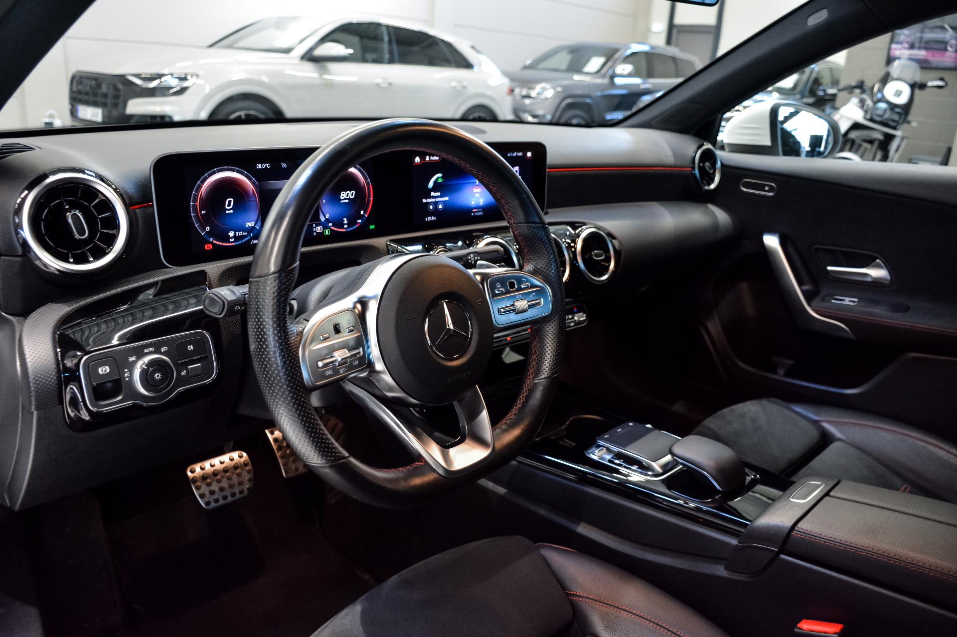 Mercedes-Benz A 200 AMG-Line 1.3 120kW