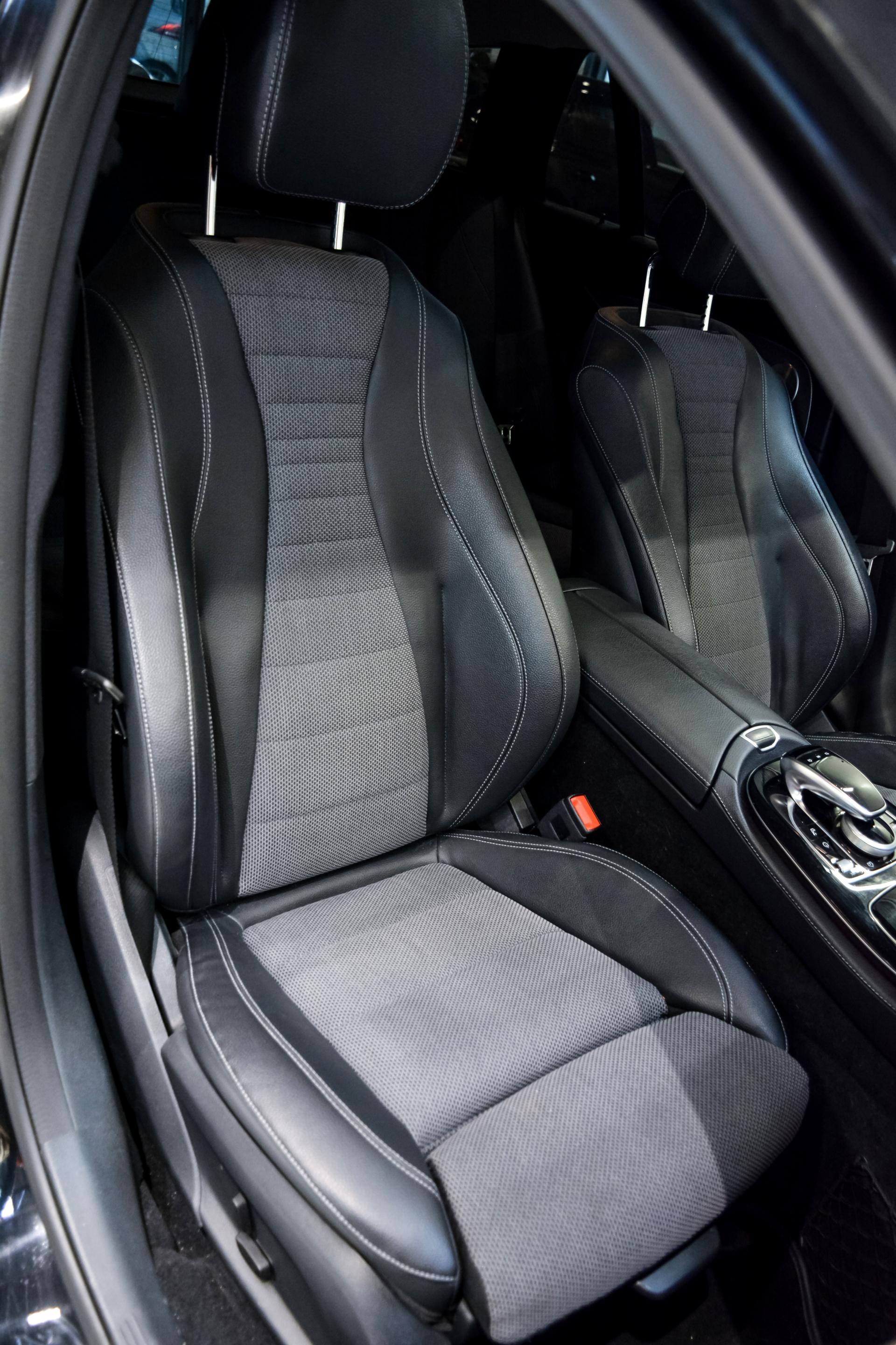 Mercedes-Benz E 300 DE Avantgarde 2.0 225kW