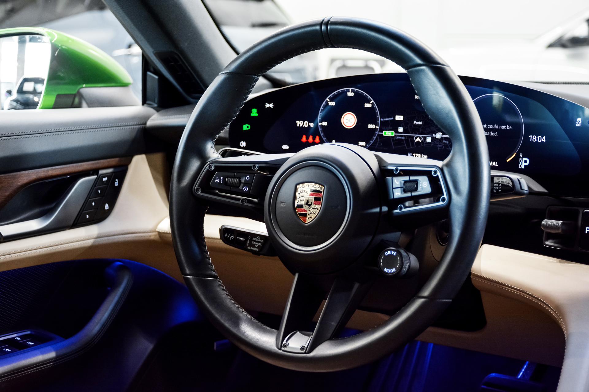 Porsche Taycan 4 Cross Turismo Performance+ 350kW