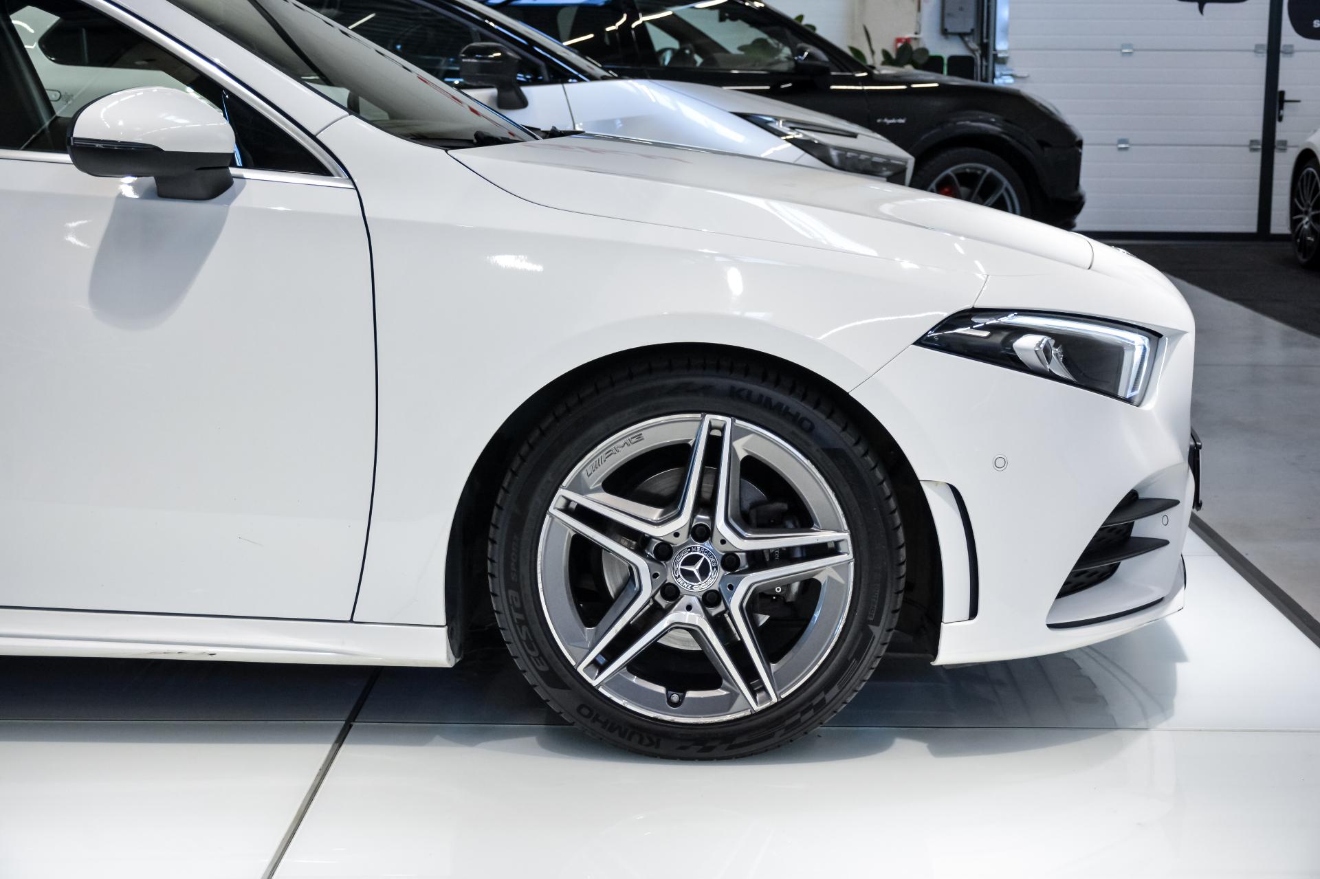 Mercedes-Benz A 200 AMG-Line 1.3 120kW