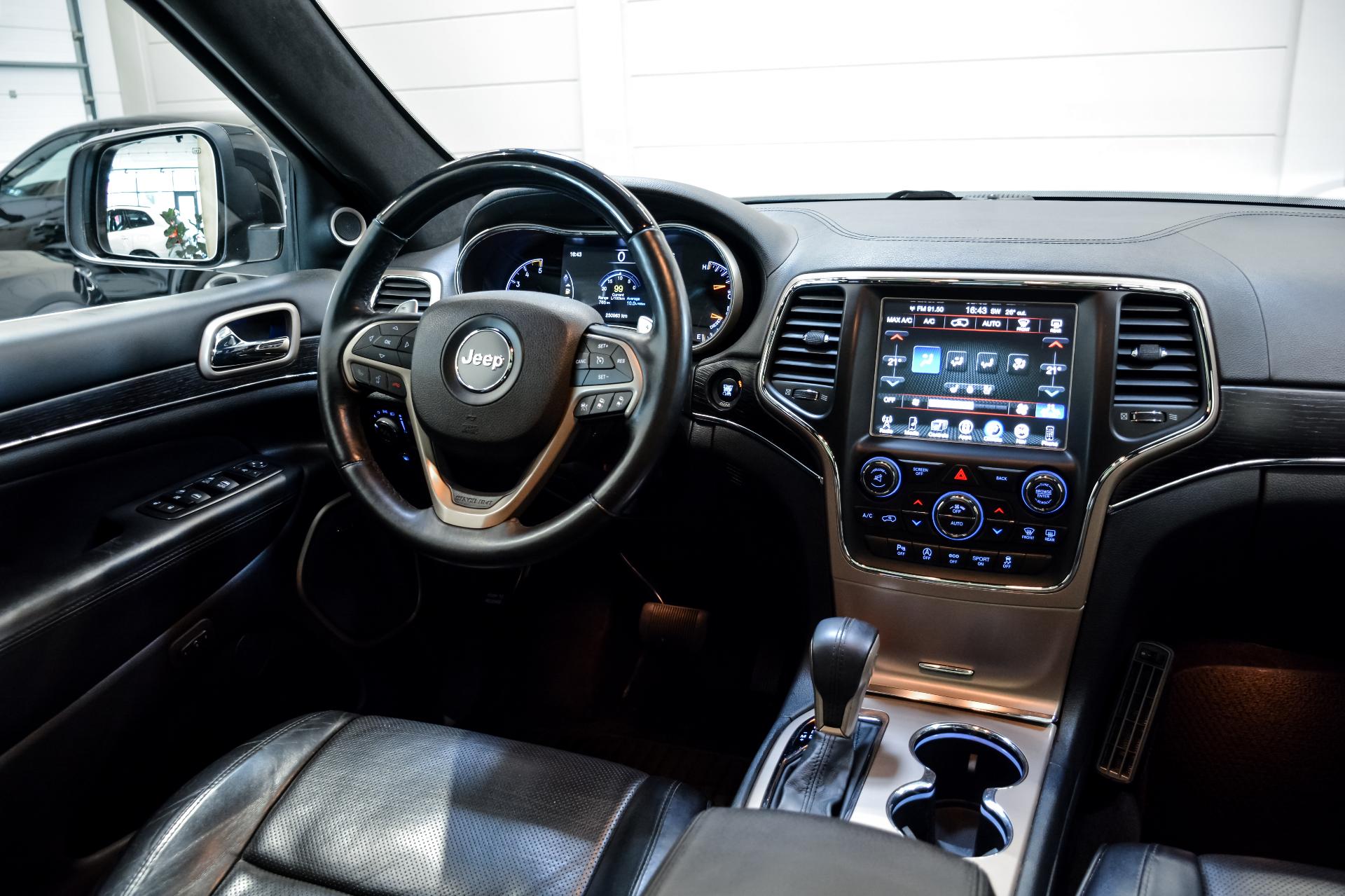 Jeep Grand Cherokee Summit EcoDiesel 3.0 V6 184kW