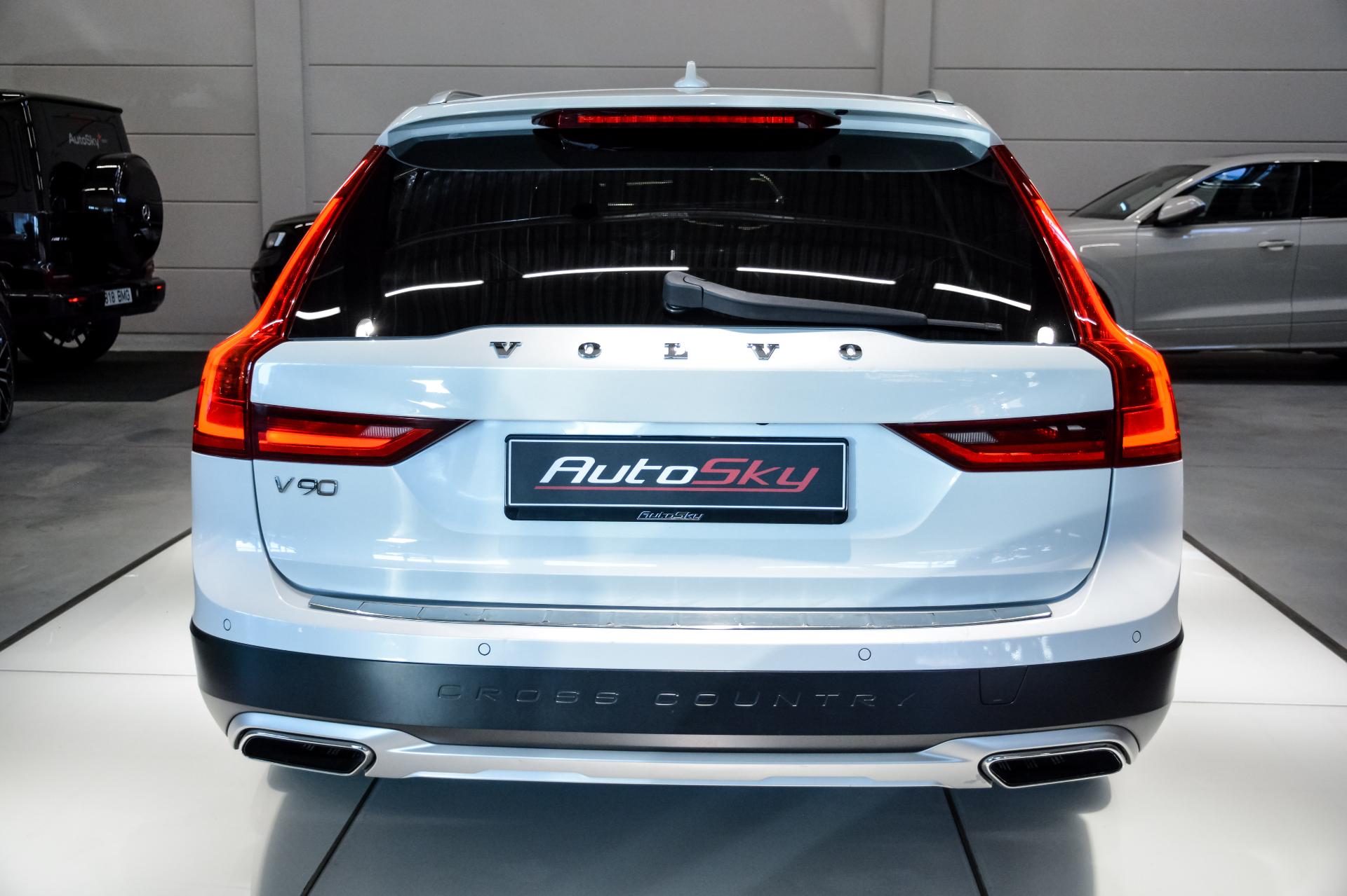 Volvo V90 Cross Country D4 AWD 2.0 140kW