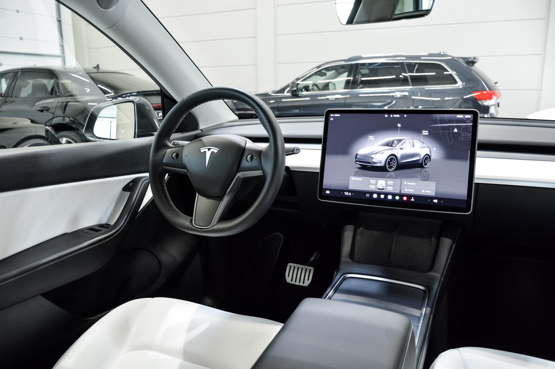 Tesla Model Y Performance AWD