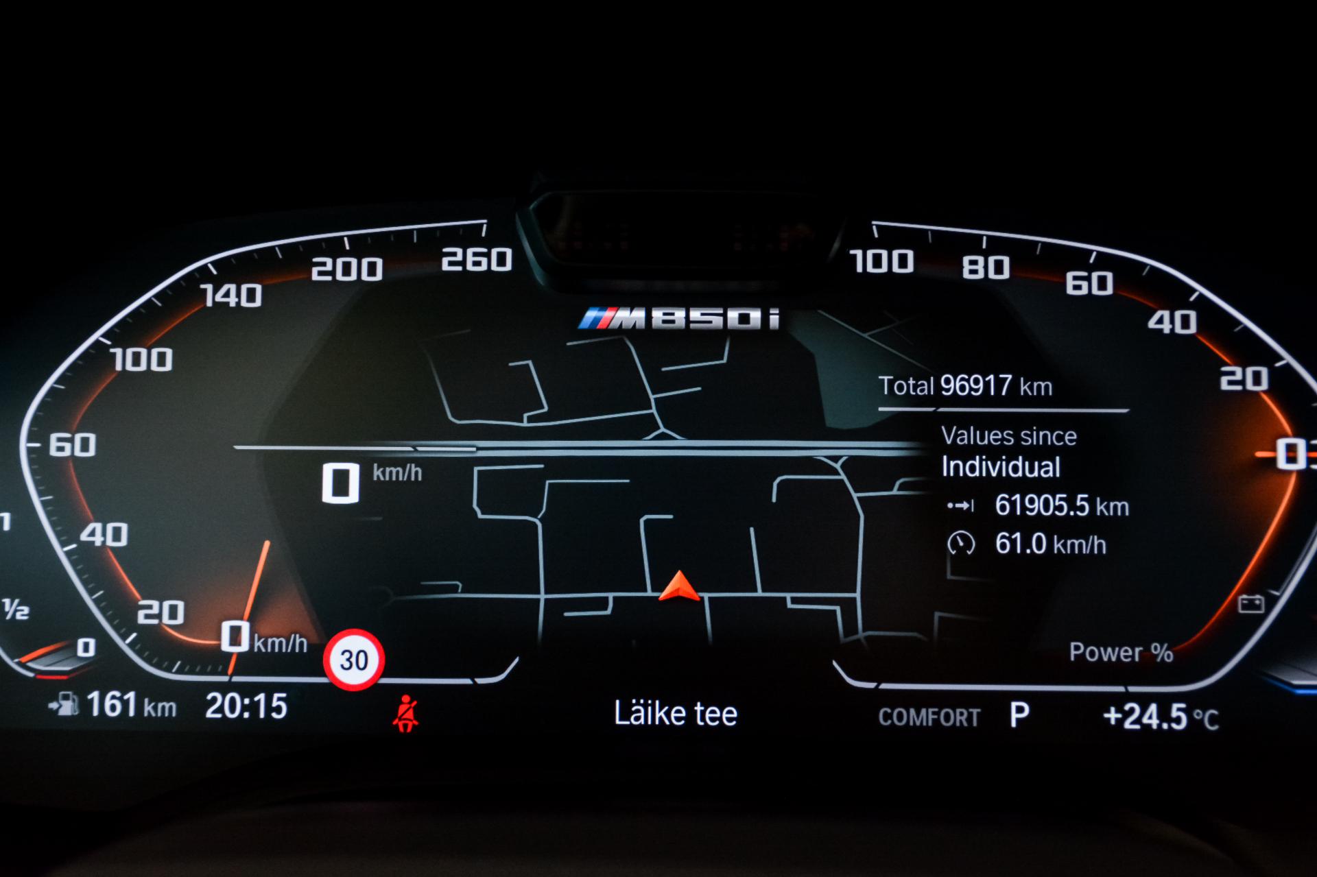 BMW M850 i xDrive GranCoupe 4.4 V8 390kW