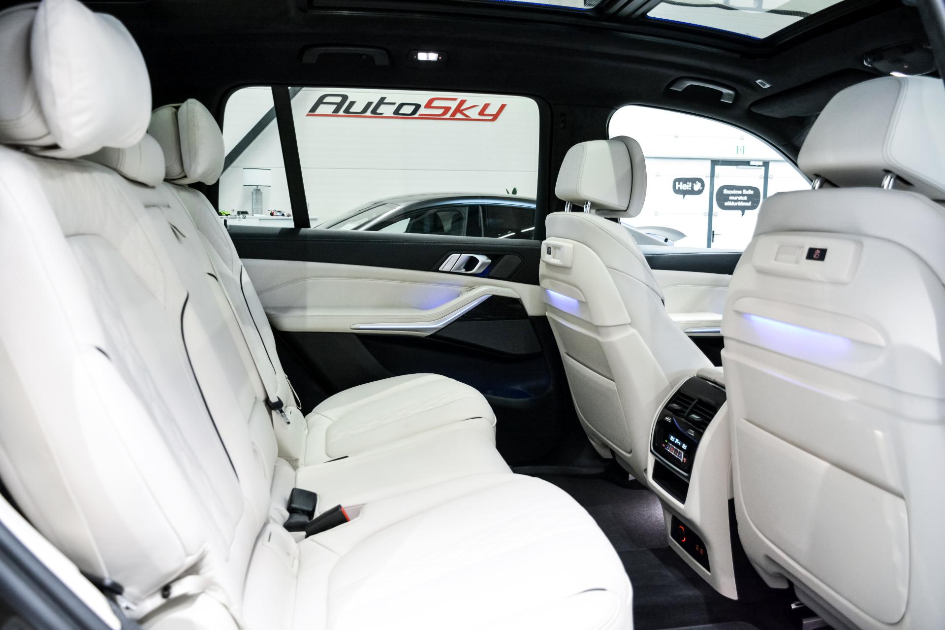 BMW X7 xDrive M50i 4.4 390kW