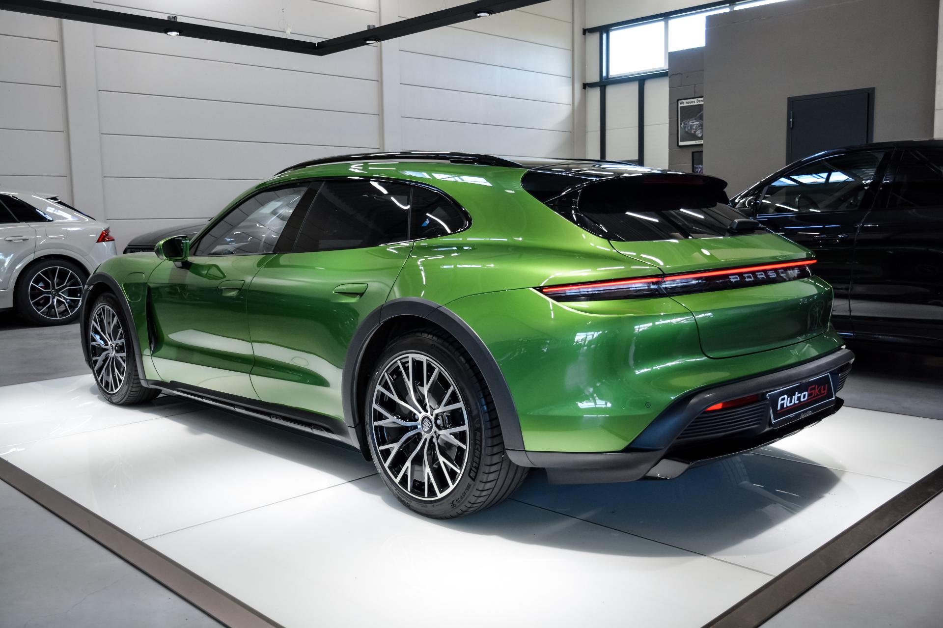 Porsche Taycan 4 Cross Turismo Performance+ 350kW