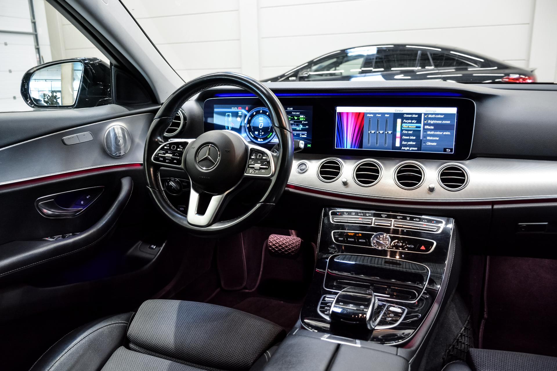 Mercedes-Benz E 300 DE Avantgarde 2.0 225kW