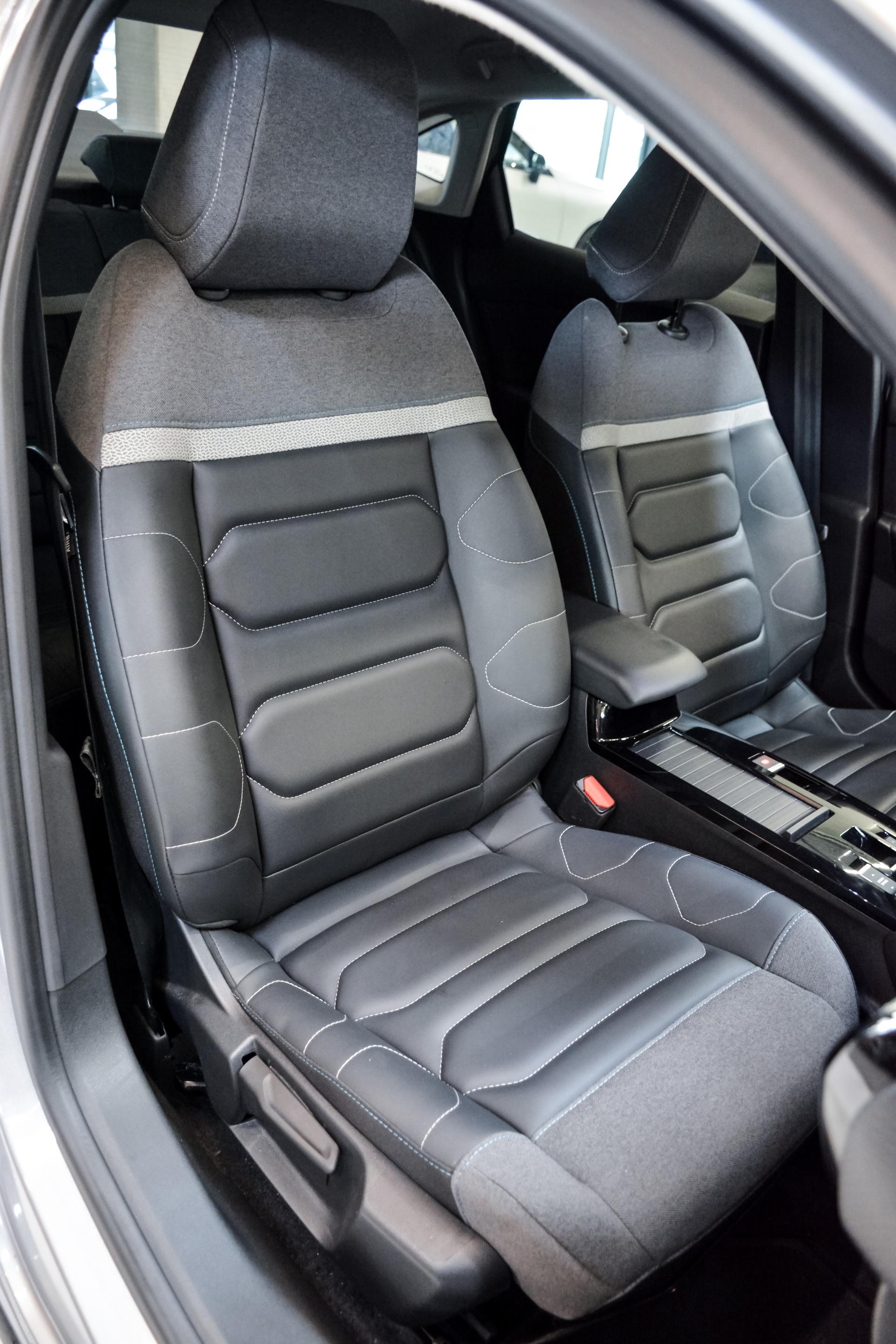 Citroen C4 X 1.2 96kW