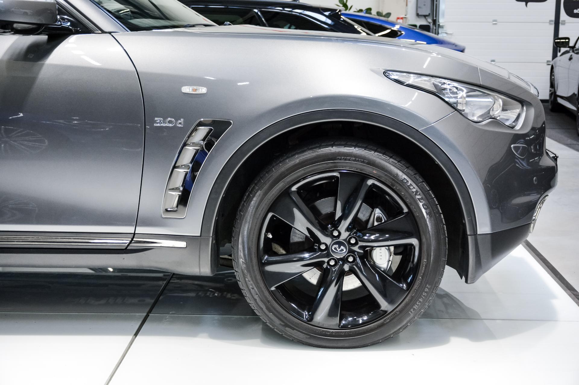 Infiniti QX70 3.0 175kW