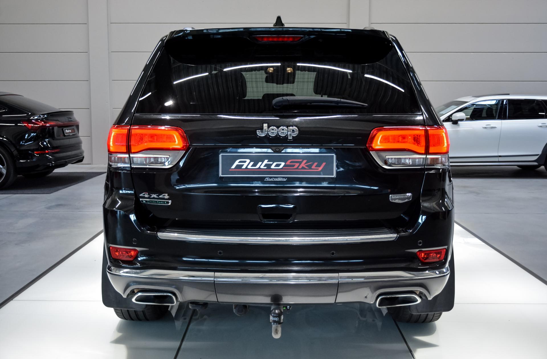 Jeep Grand Cherokee Summit EcoDiesel 3.0 V6 184kW