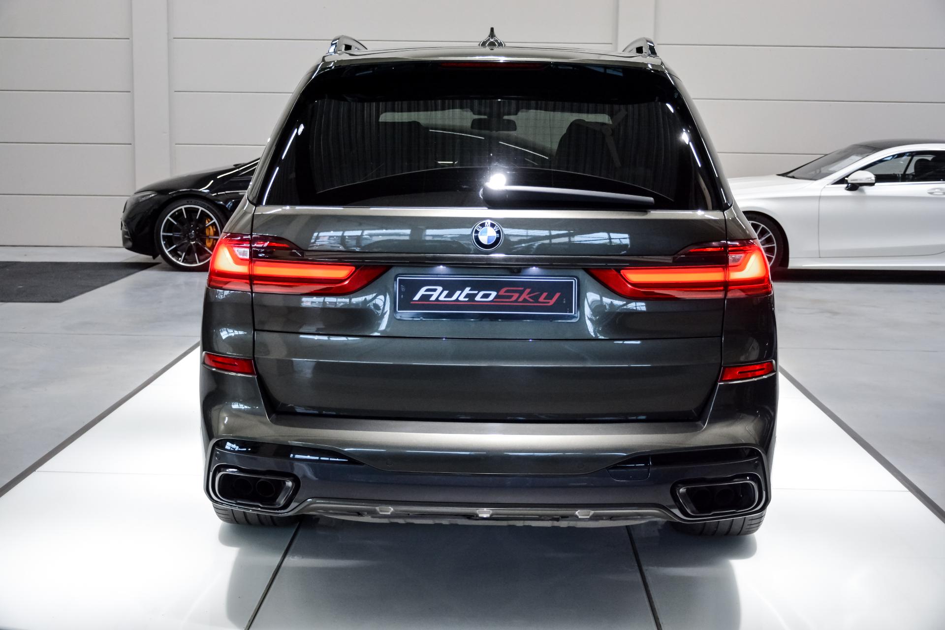 BMW X7 xDrive M50i 4.4 390kW
